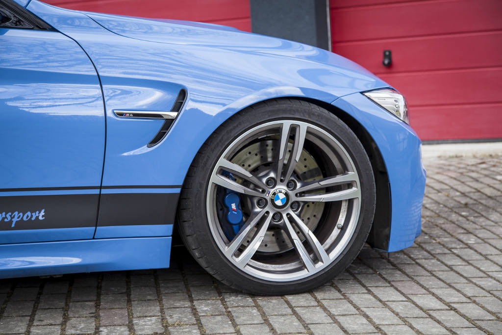 KW BMW M4 Convertible photo #4