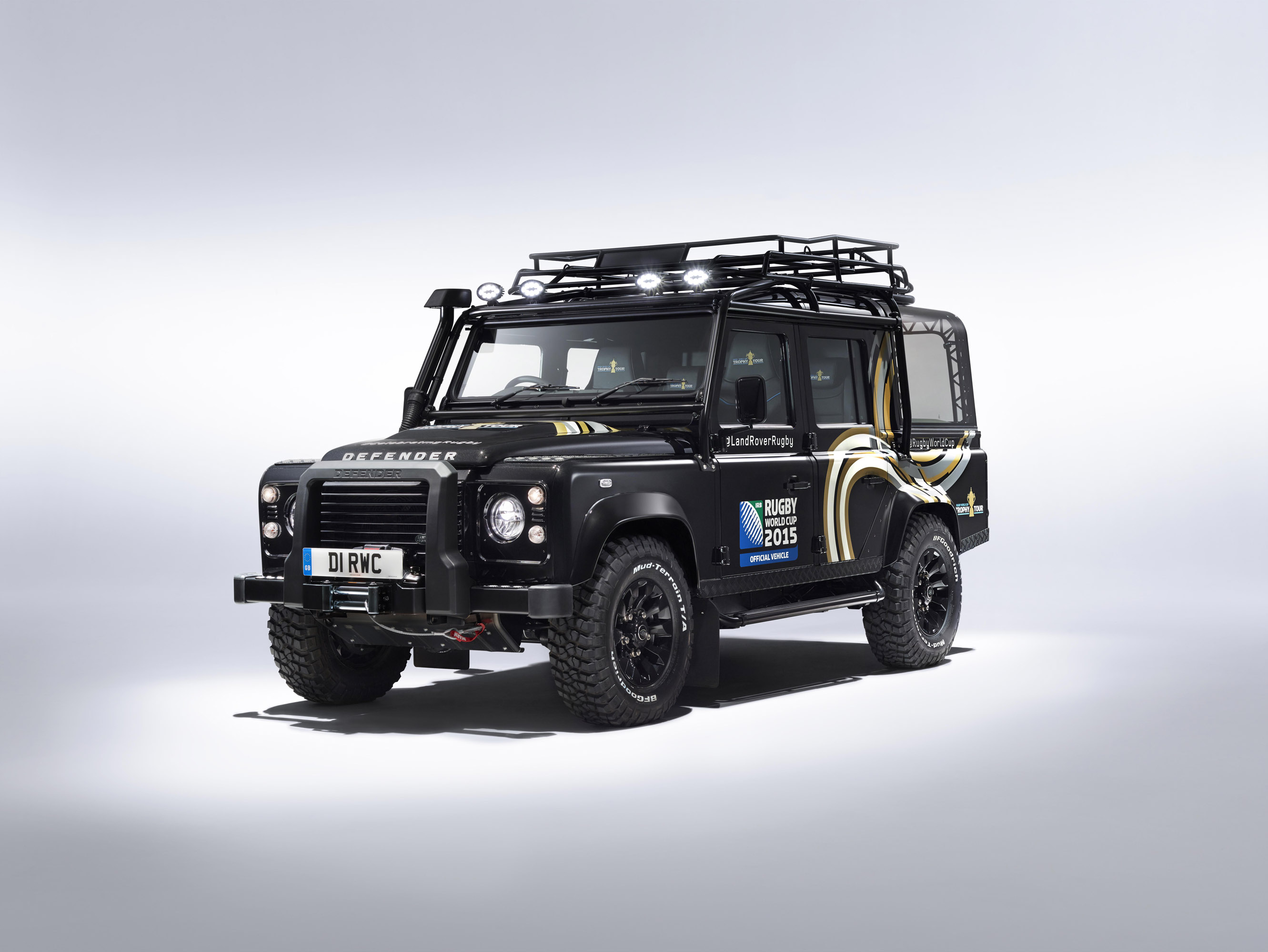 Land Rover Defender Rugby World Cup photo #1