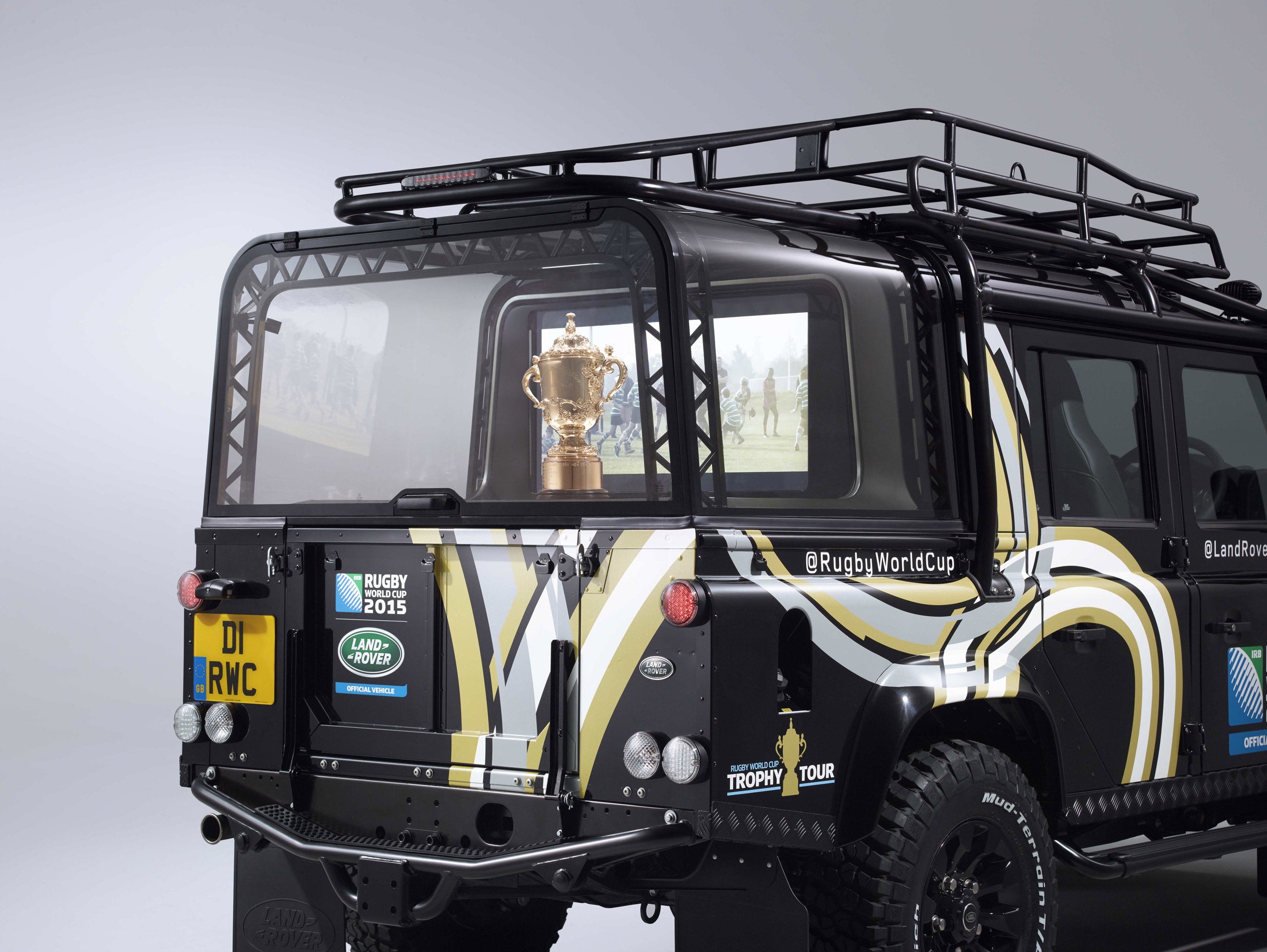 2015 Land Rover Defender Rugby World Cup - HD Pictures @ carsinvasion.com