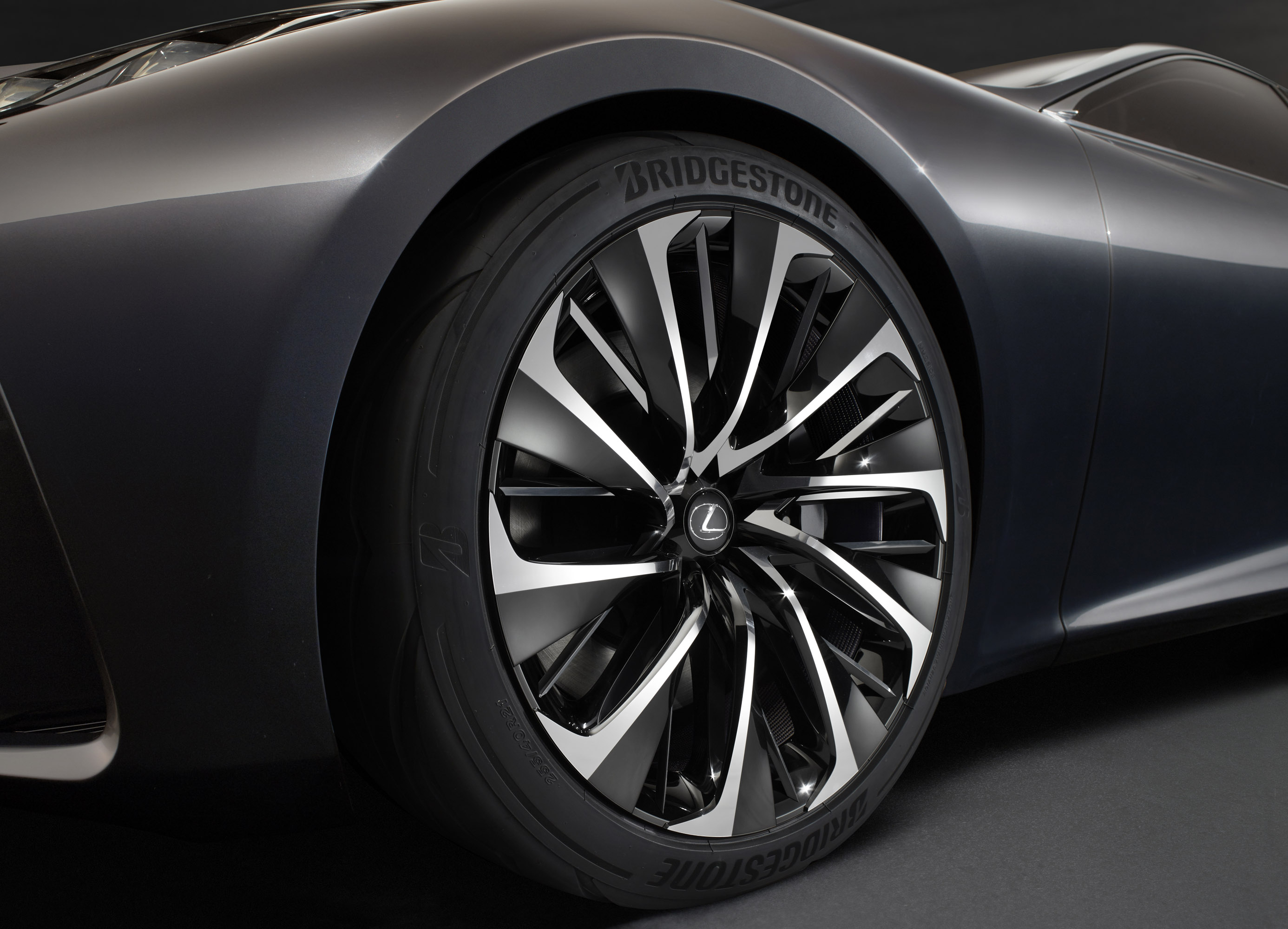 Lexus LF-FC Concept photo #16