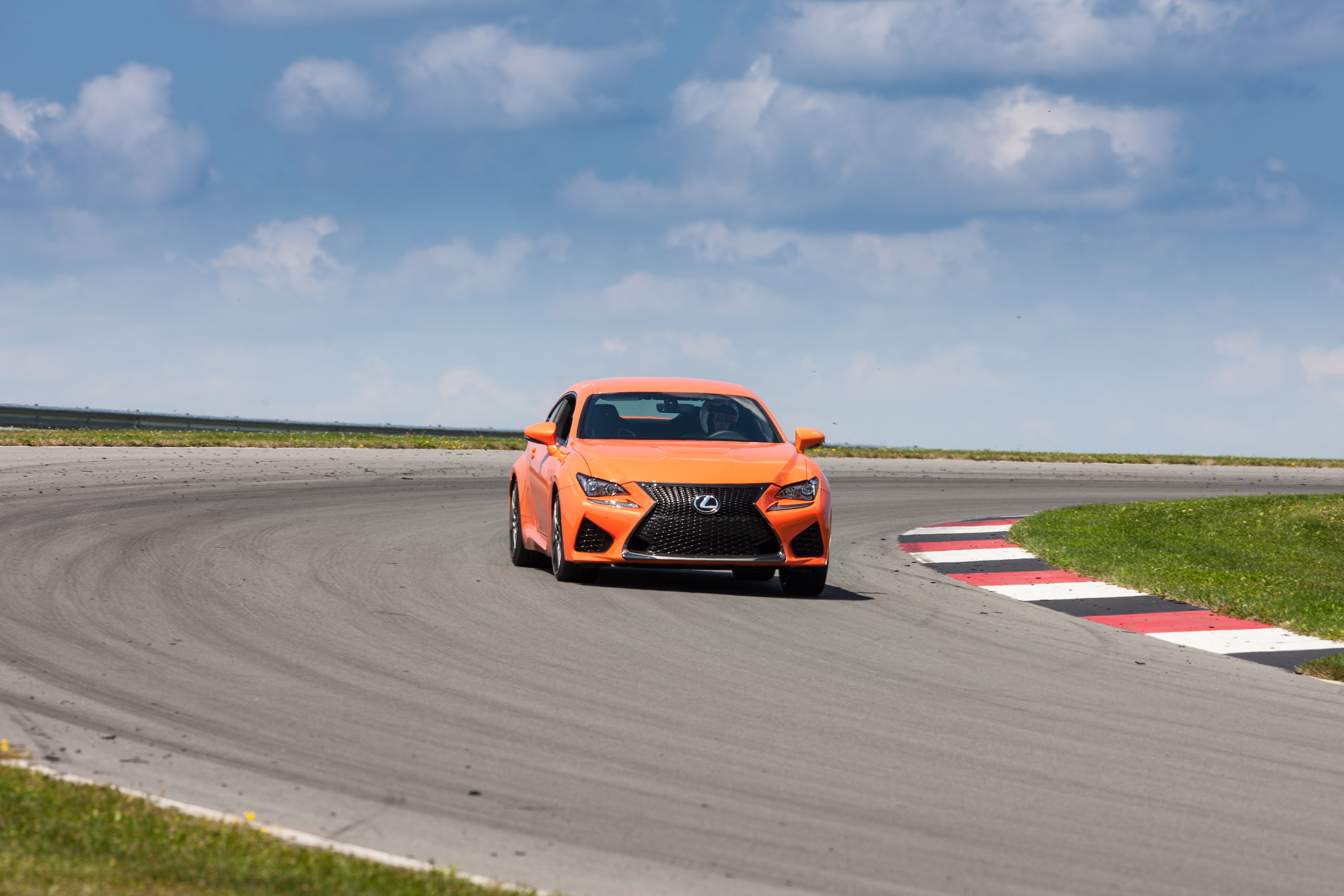 Lexus RC F photo #24