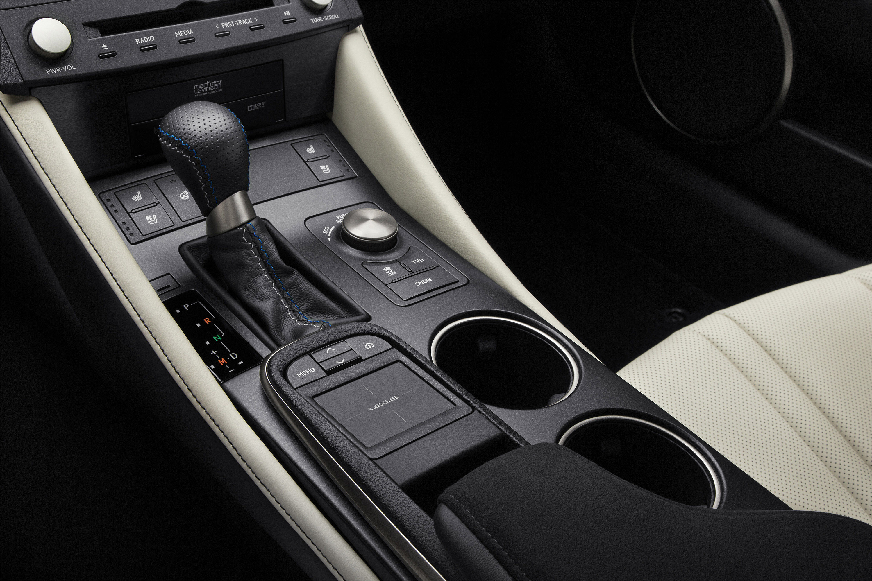 Lexus RC F photo #47