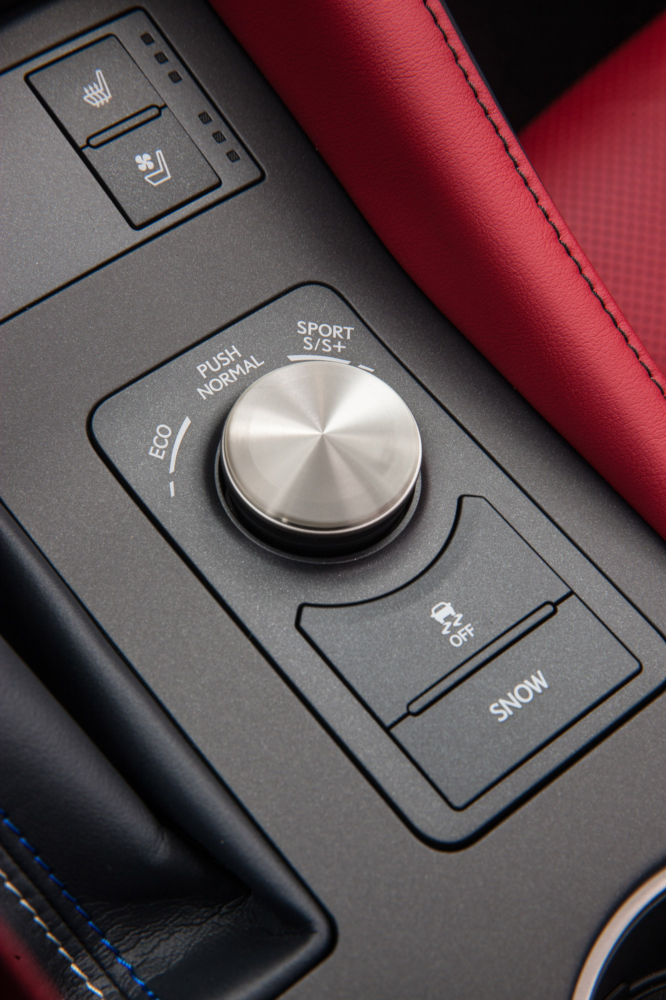 Lexus RC F photo #57