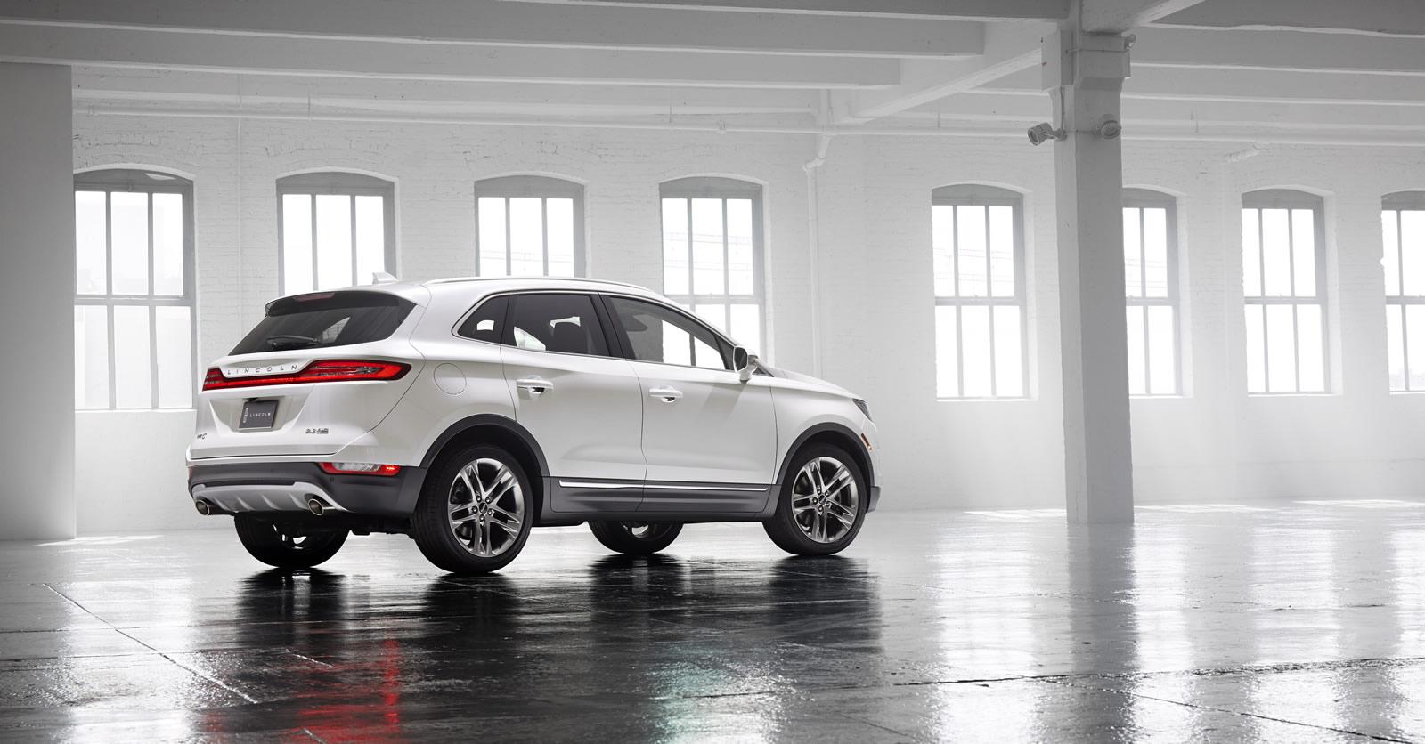 Lincoln MKC photo #8
