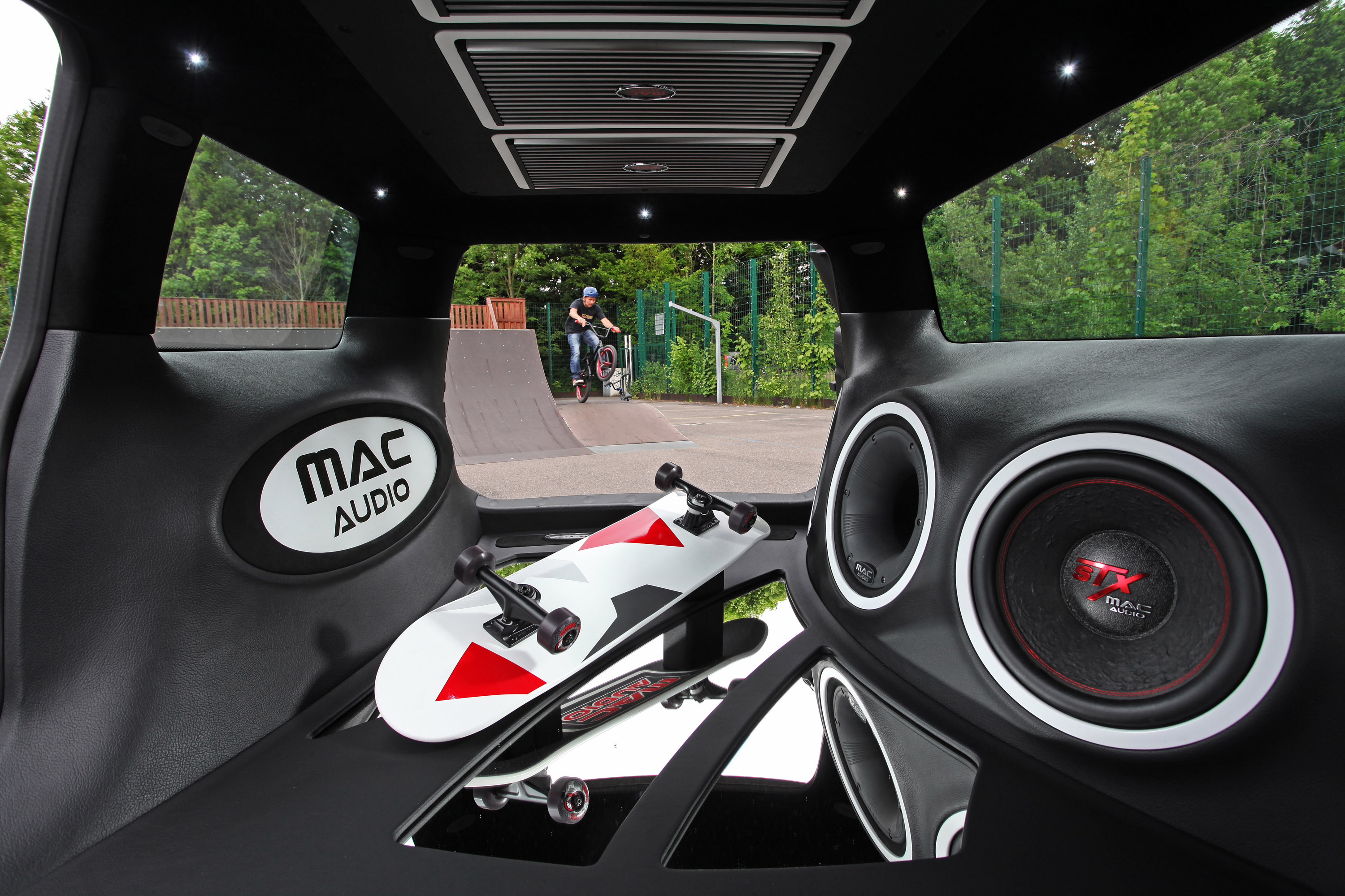 Mac Audio Mini Clubman S photo #20