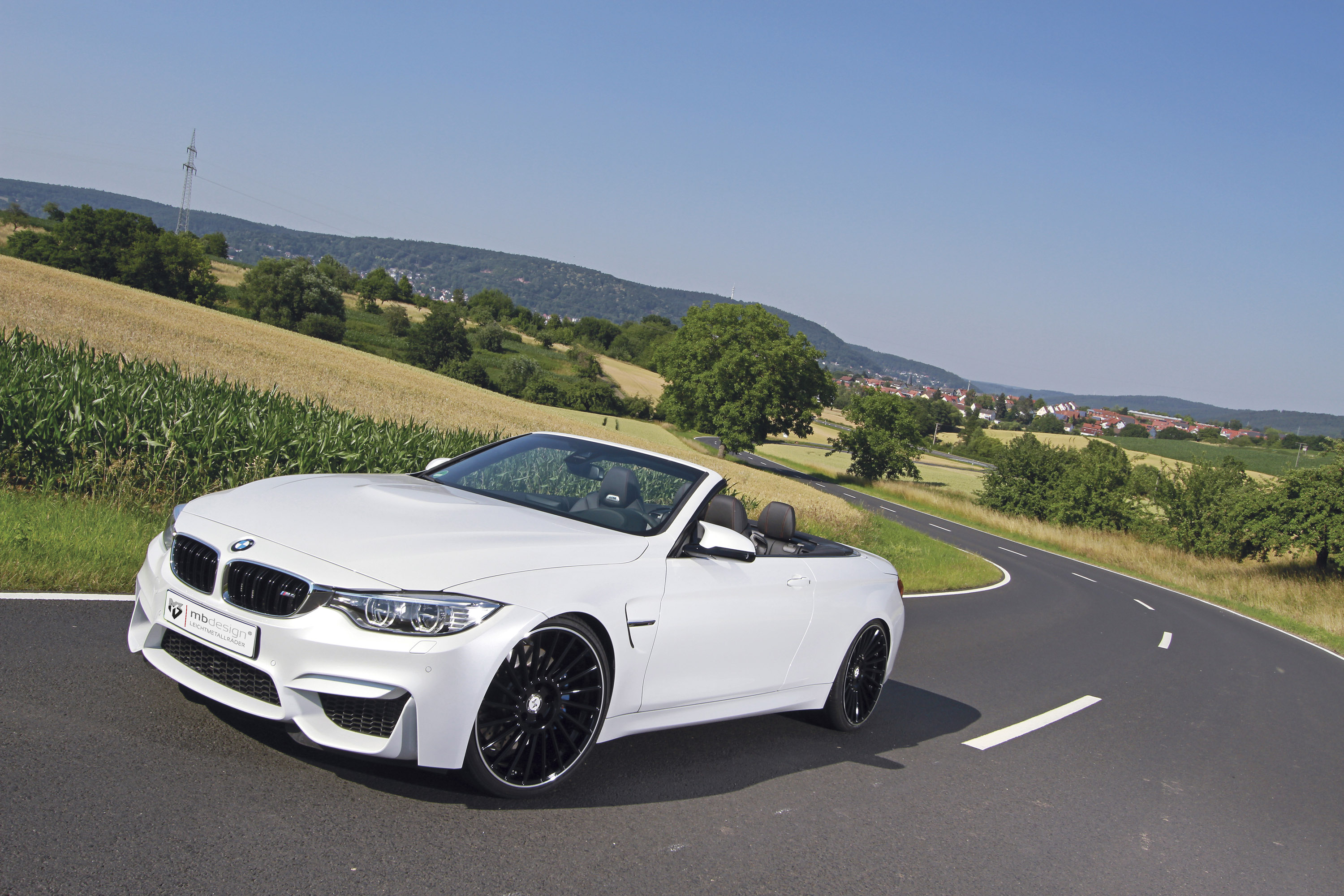 mbDESIGN BMW M4 Convertible VENTi-R photo #2