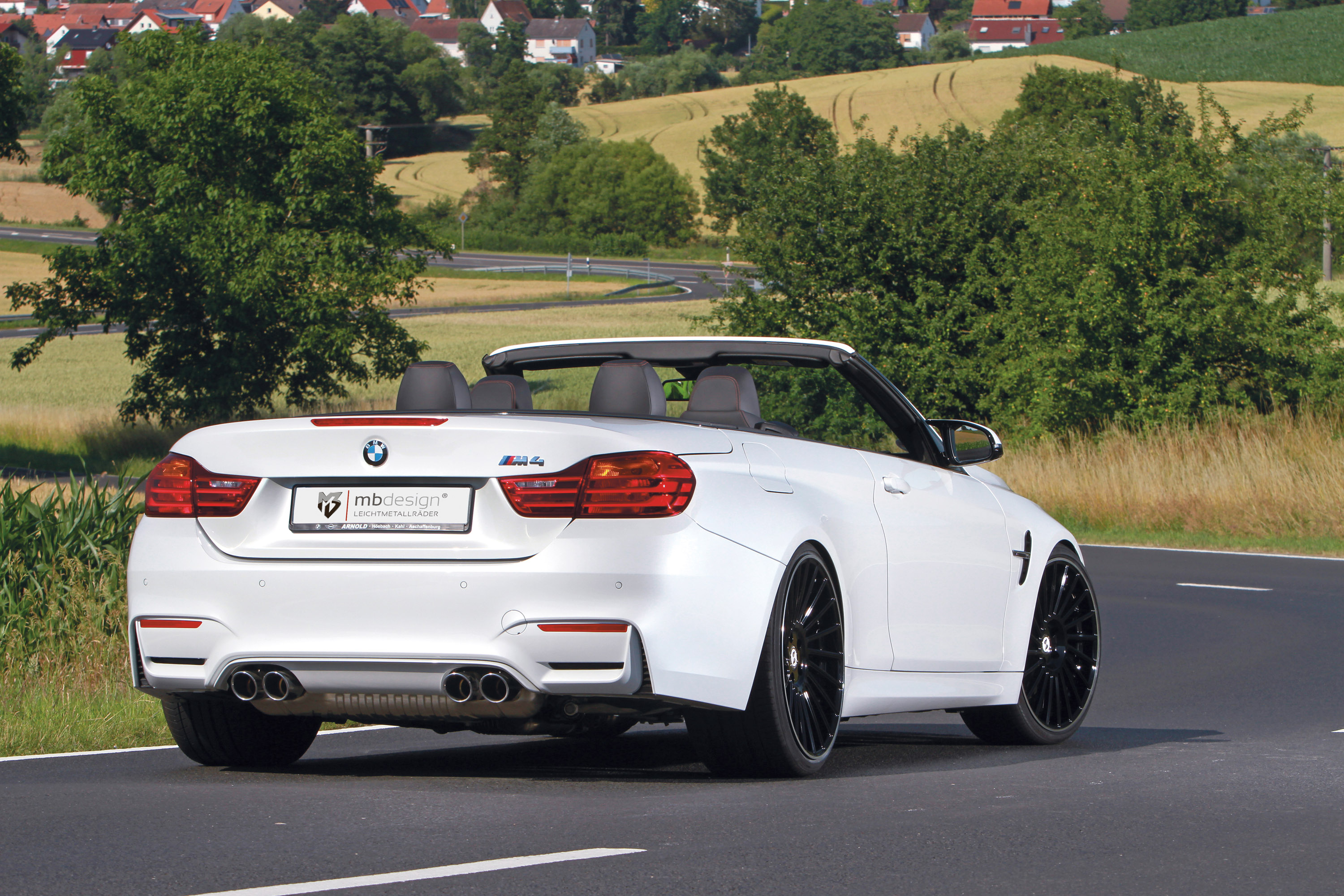 mbDESIGN BMW M4 Convertible VENTi-R photo #3