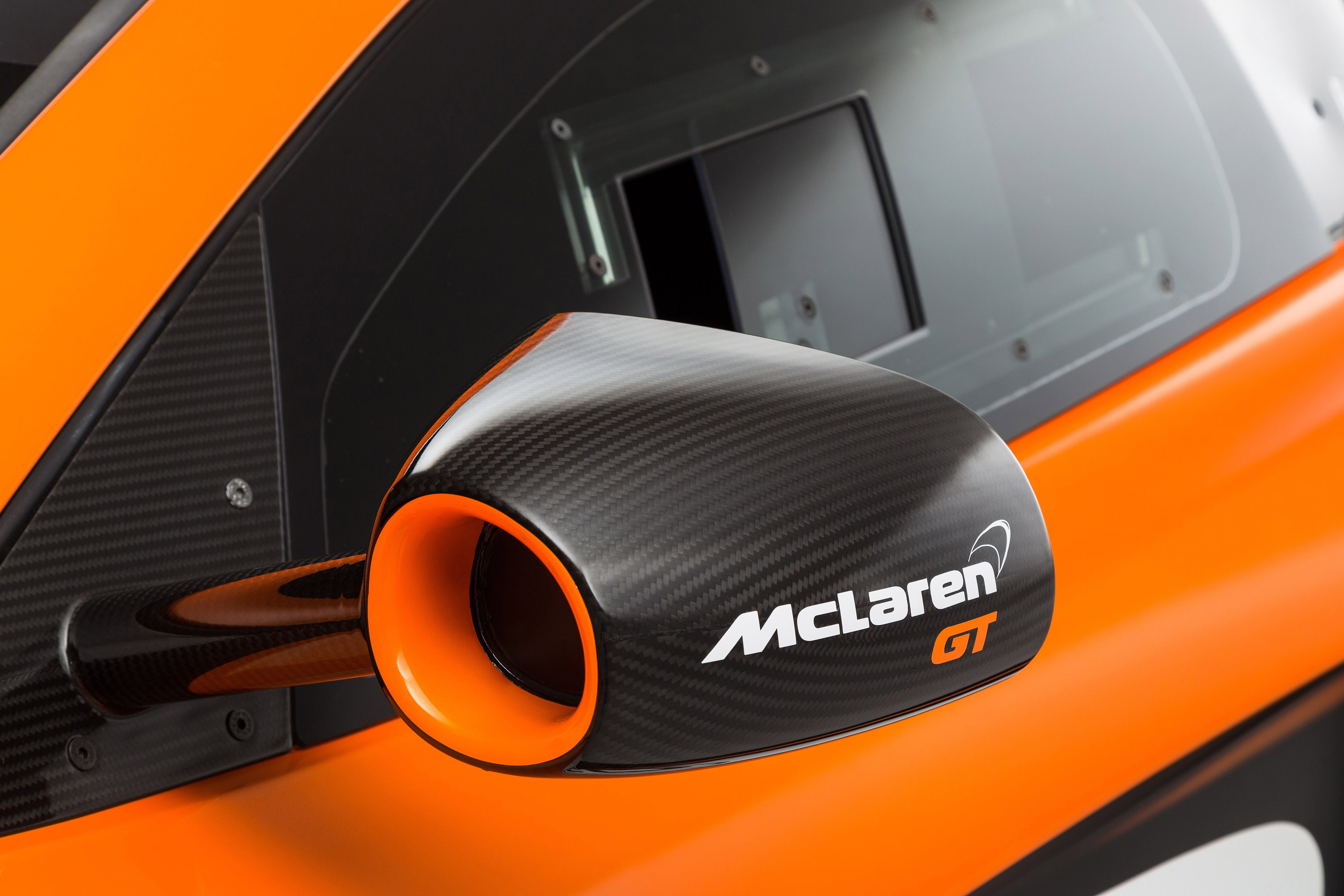 McLaren 650S GT3 photo #16