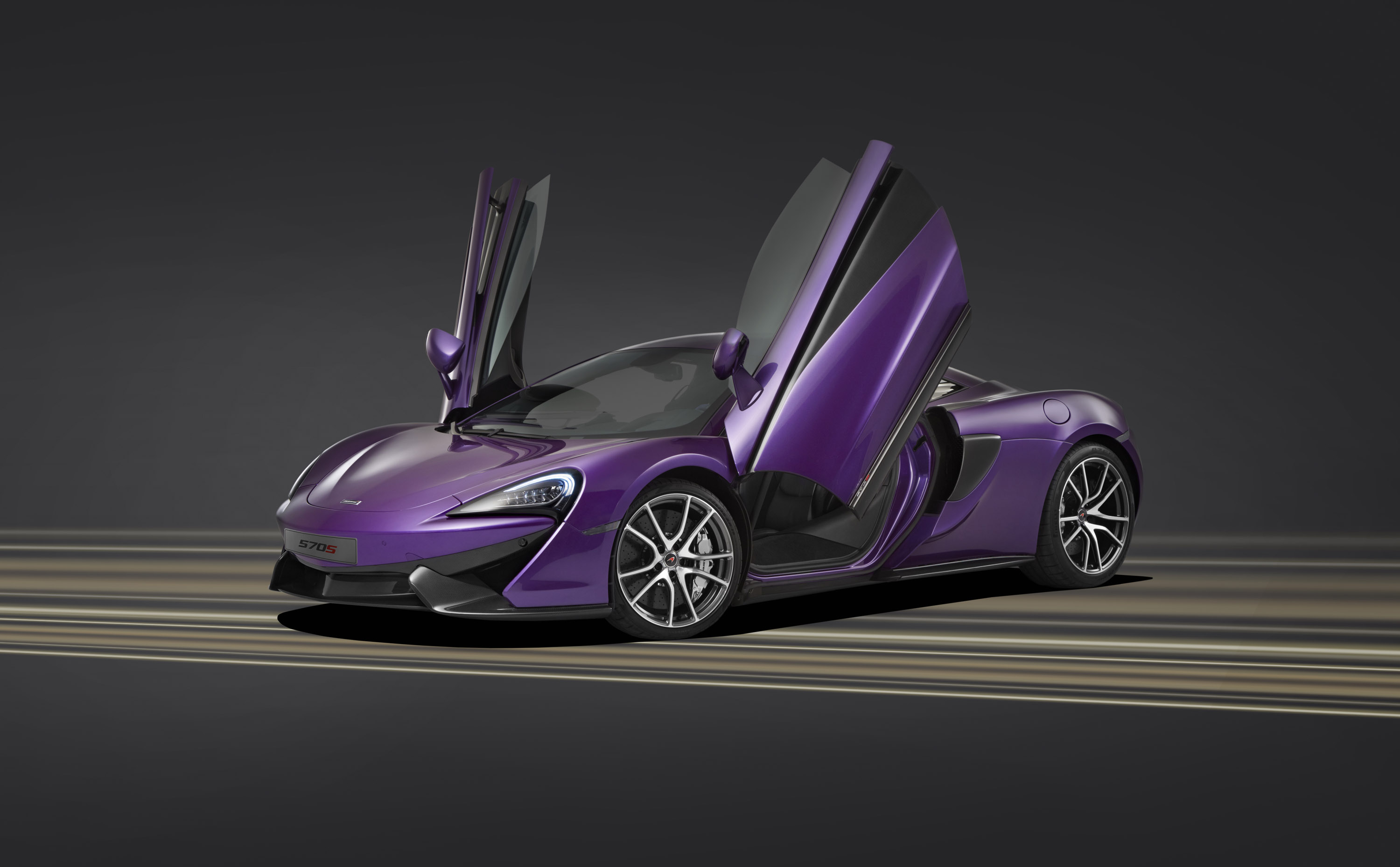 McLaren MSO 570S Coupe photo #2