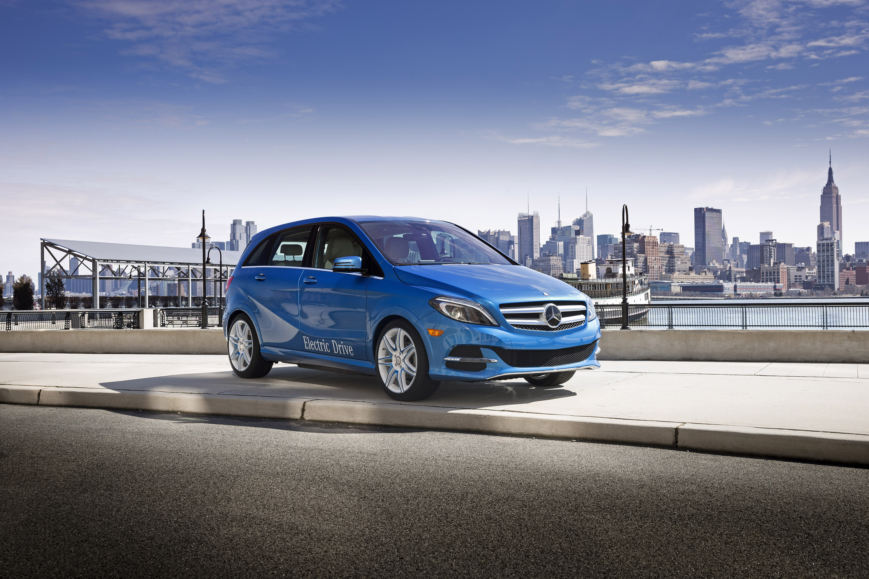 Mercedes-Benz B-Class Electric Drive photo #2