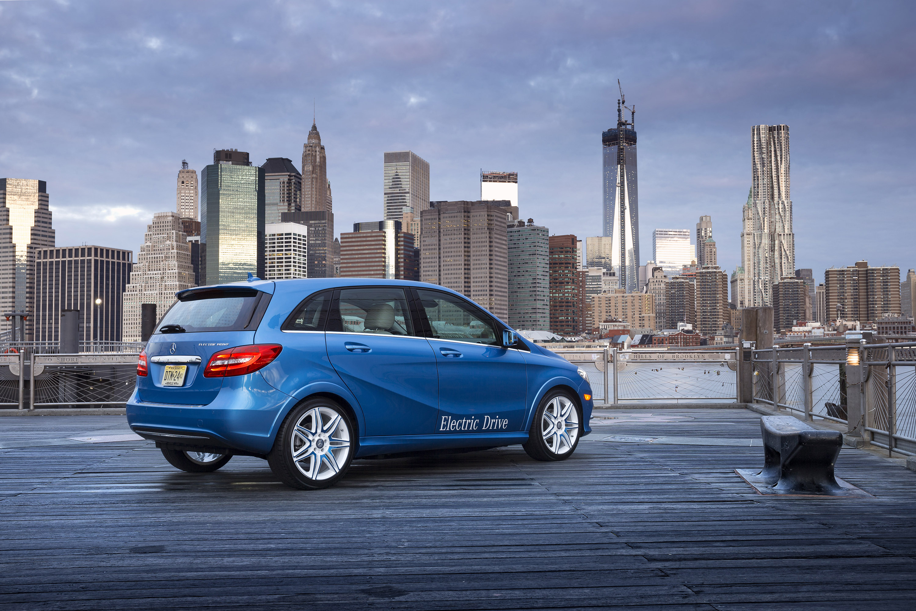 Mercedes-Benz B-Class Electric Drive photo #20