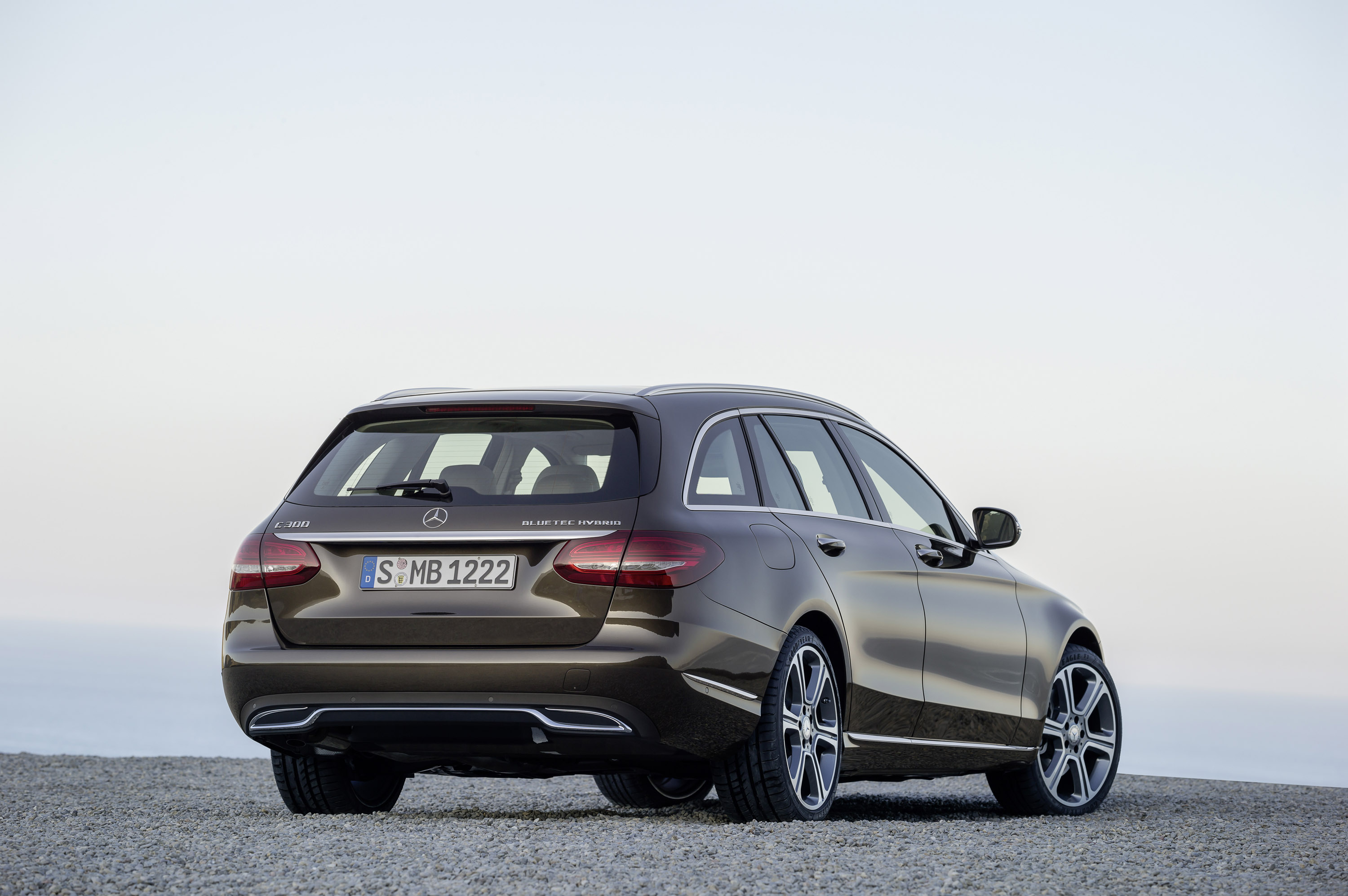 Mercedes-Benz C-Class Estate photo #18