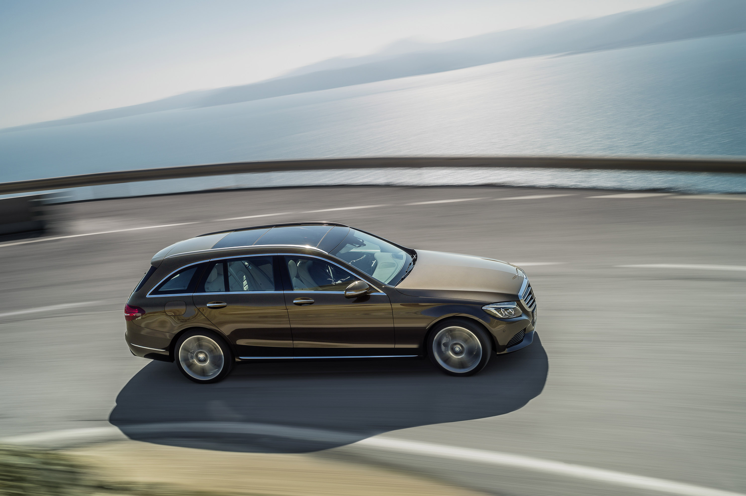 Mercedes-Benz C-Class Estate photo #26