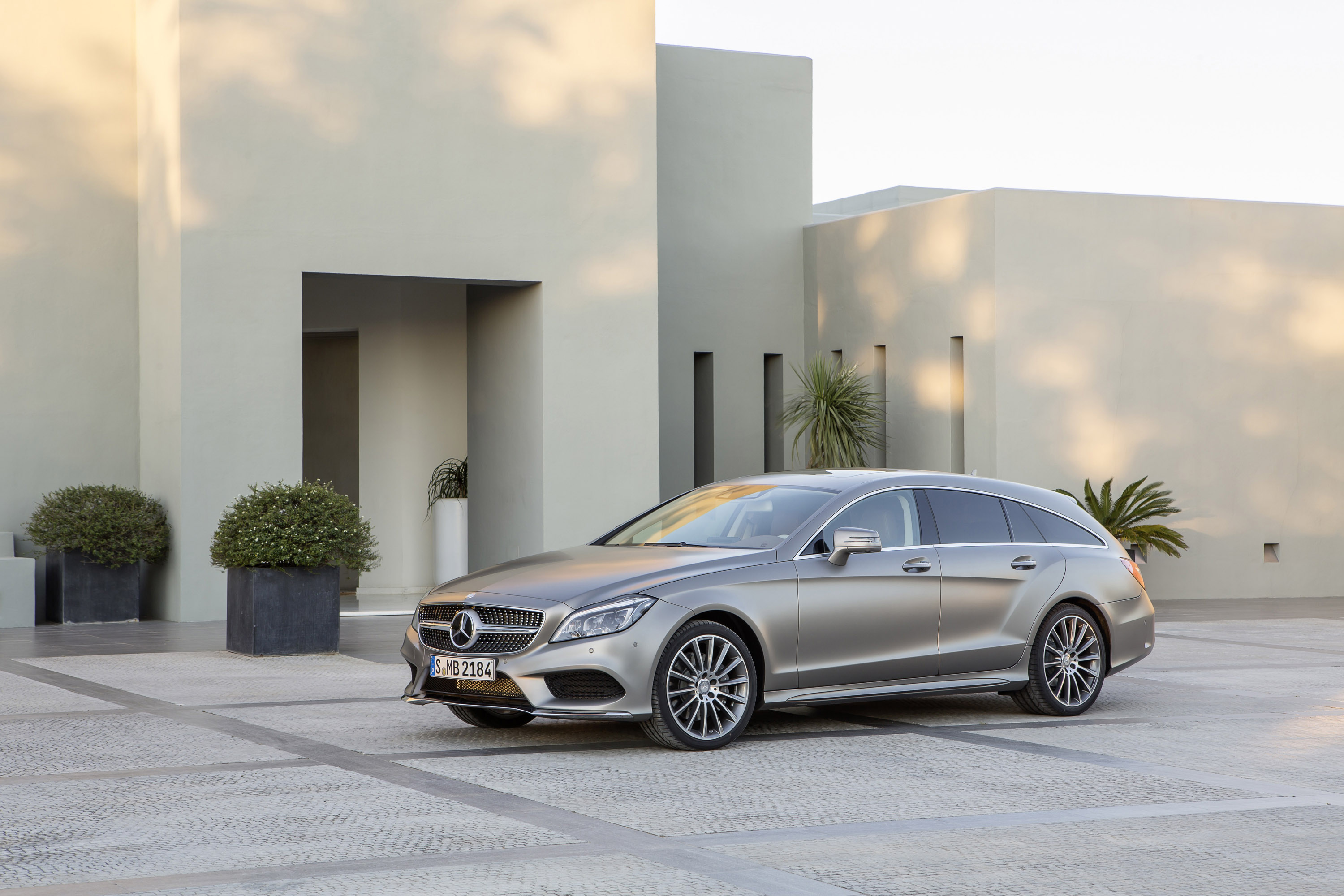 Mercedes-Benz CLS-Class photo #2