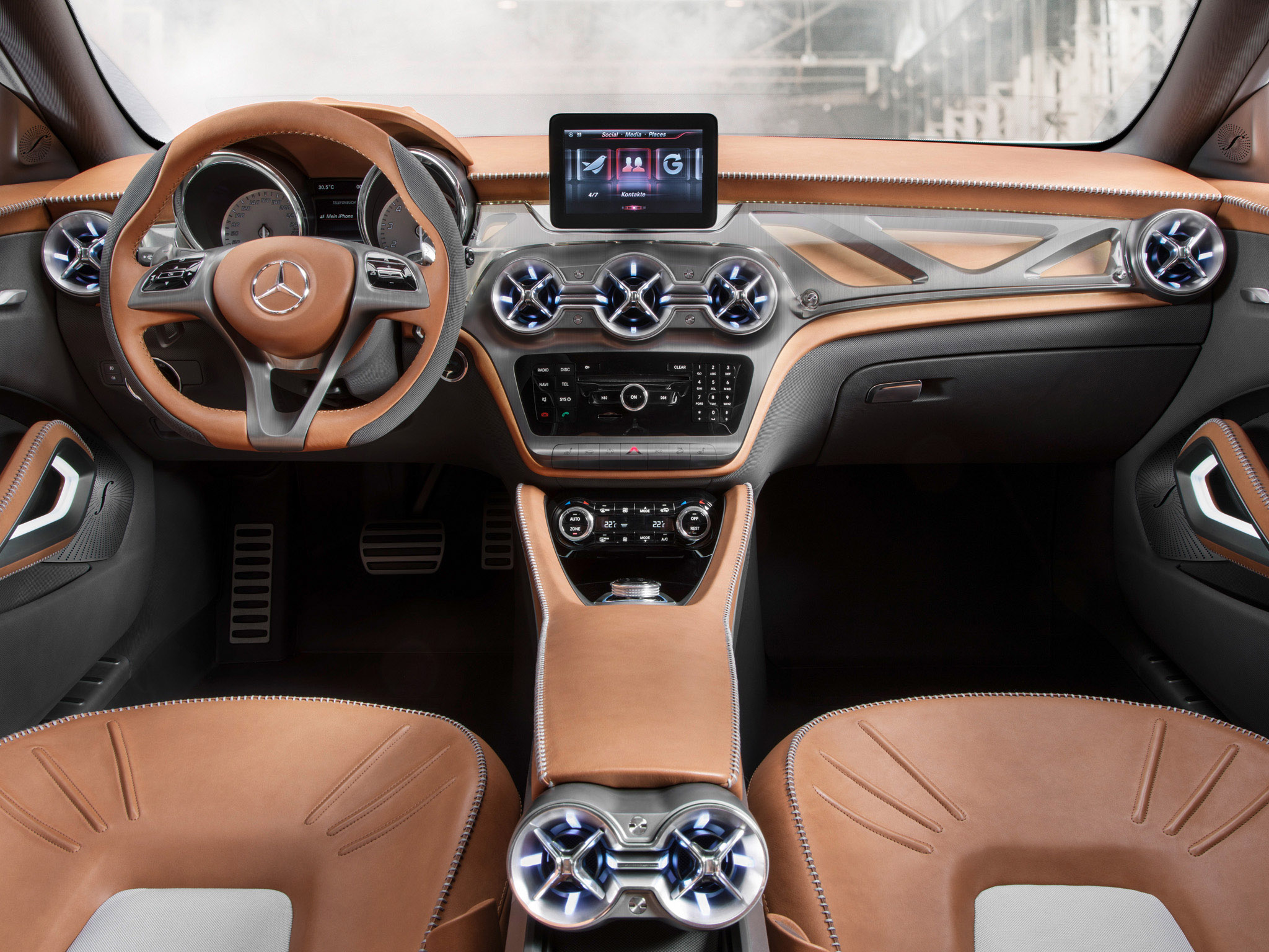 Mercedes-Benz Concept GLA-Class photo #16
