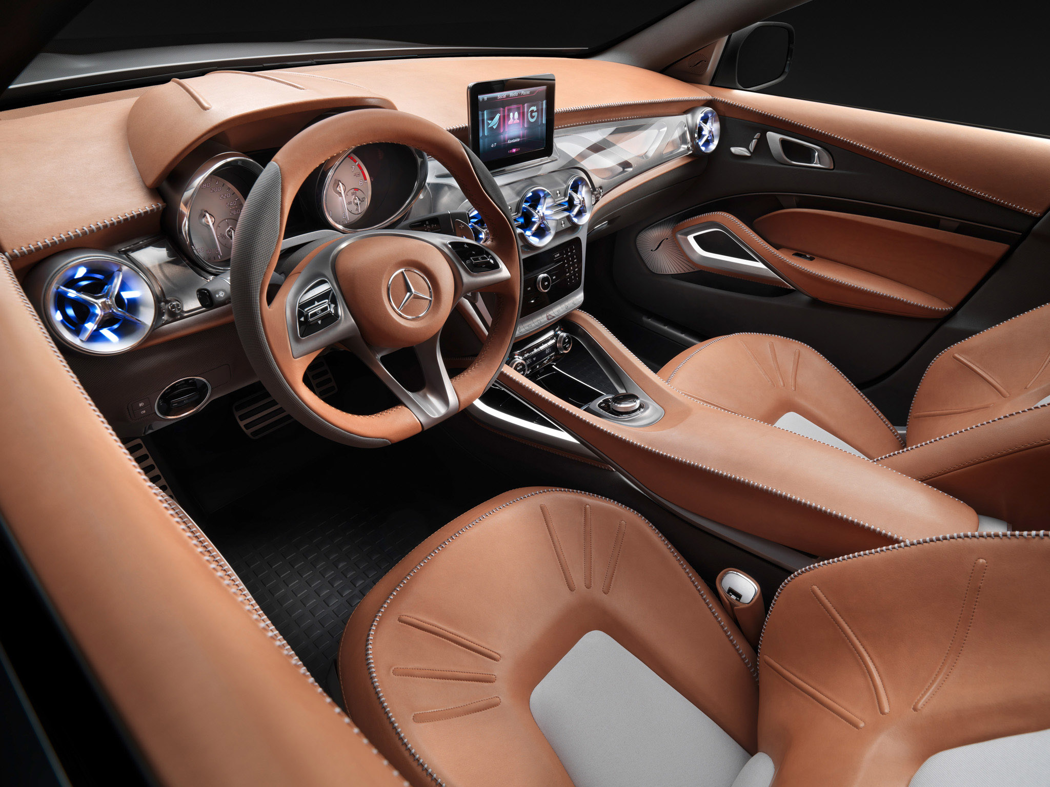 Mercedes-Benz Concept GLA-Class photo #17