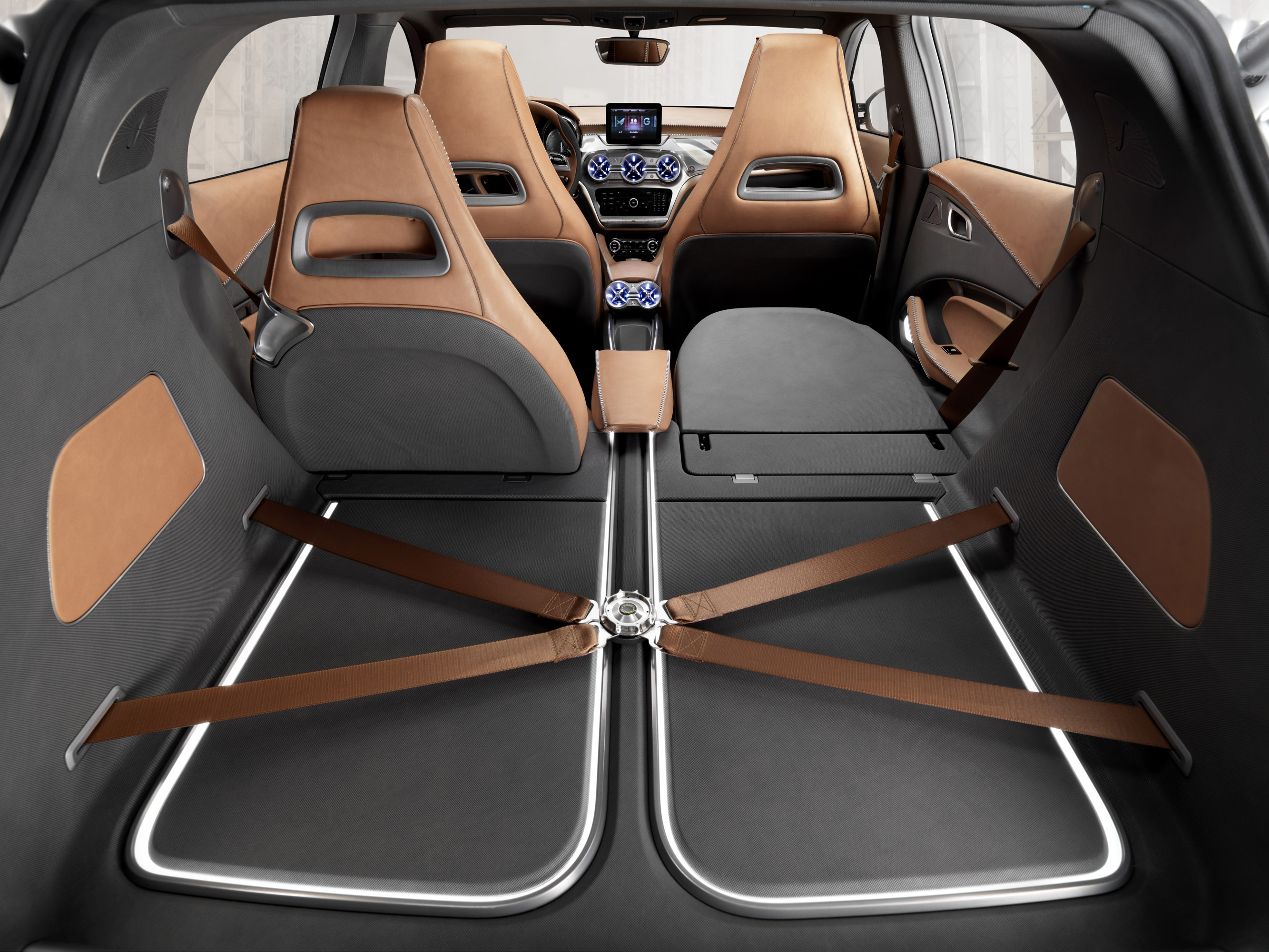 Mercedes-Benz Concept GLA-Class photo #21