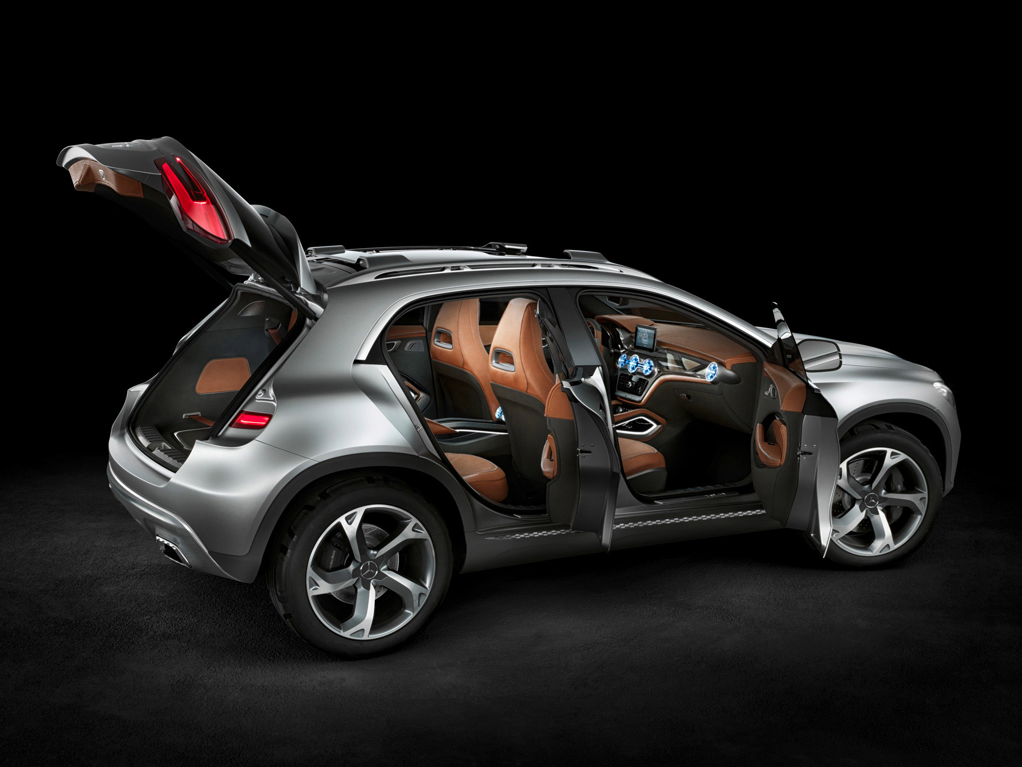 Mercedes-Benz Concept GLA-Class photo #33