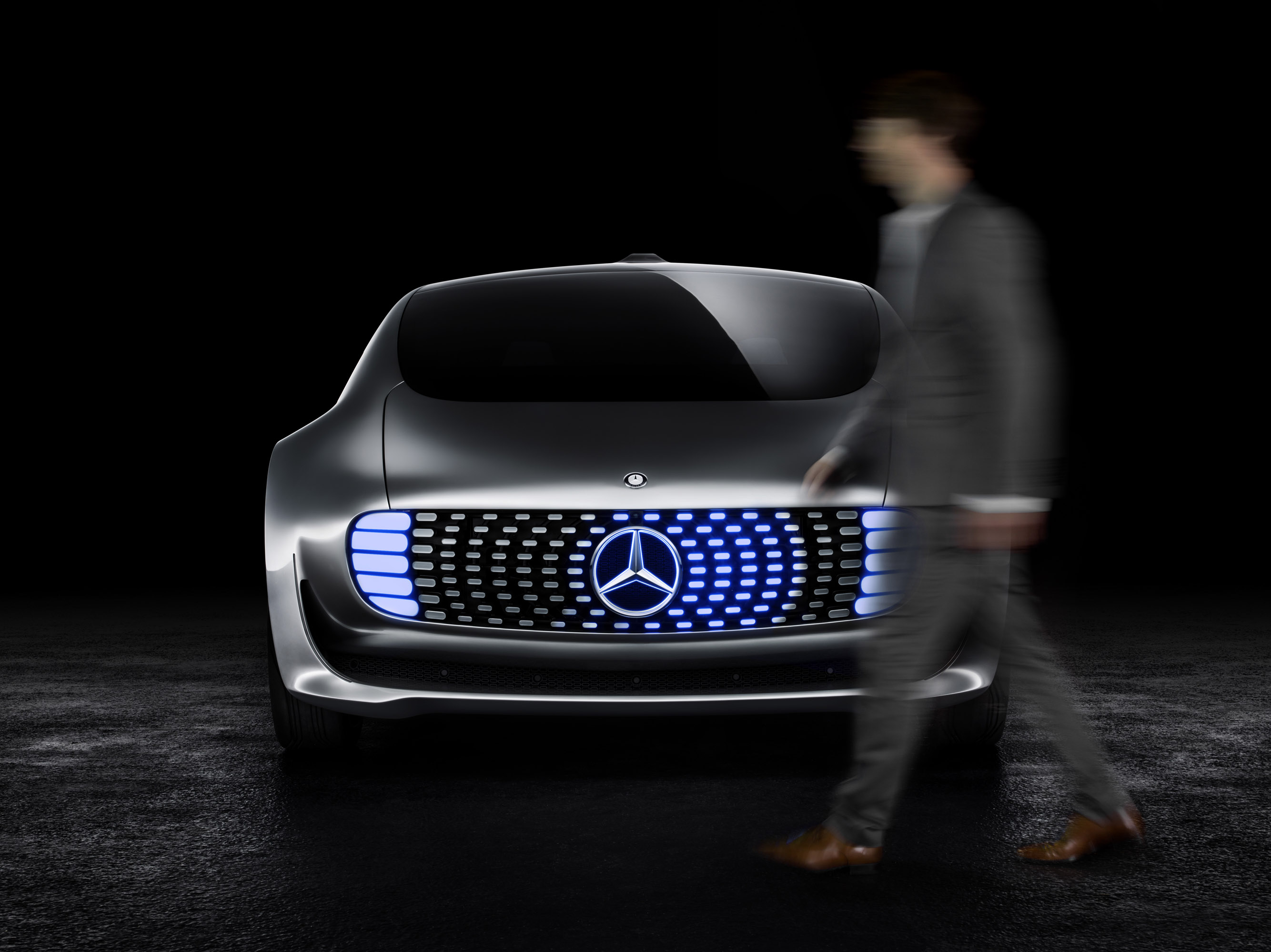 Mercedes-Benz F015 Luxury in Motion Concept photo #15