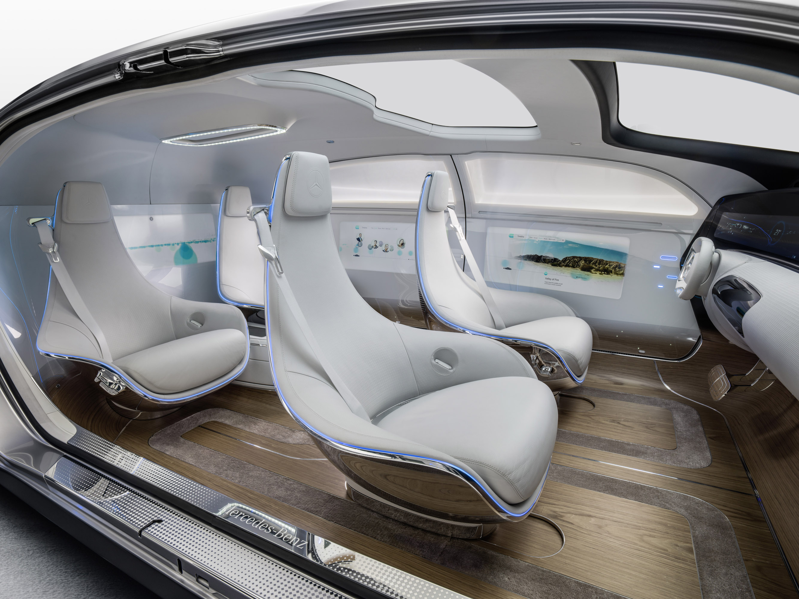 Mercedes-Benz F015 Luxury in Motion Concept photo #47