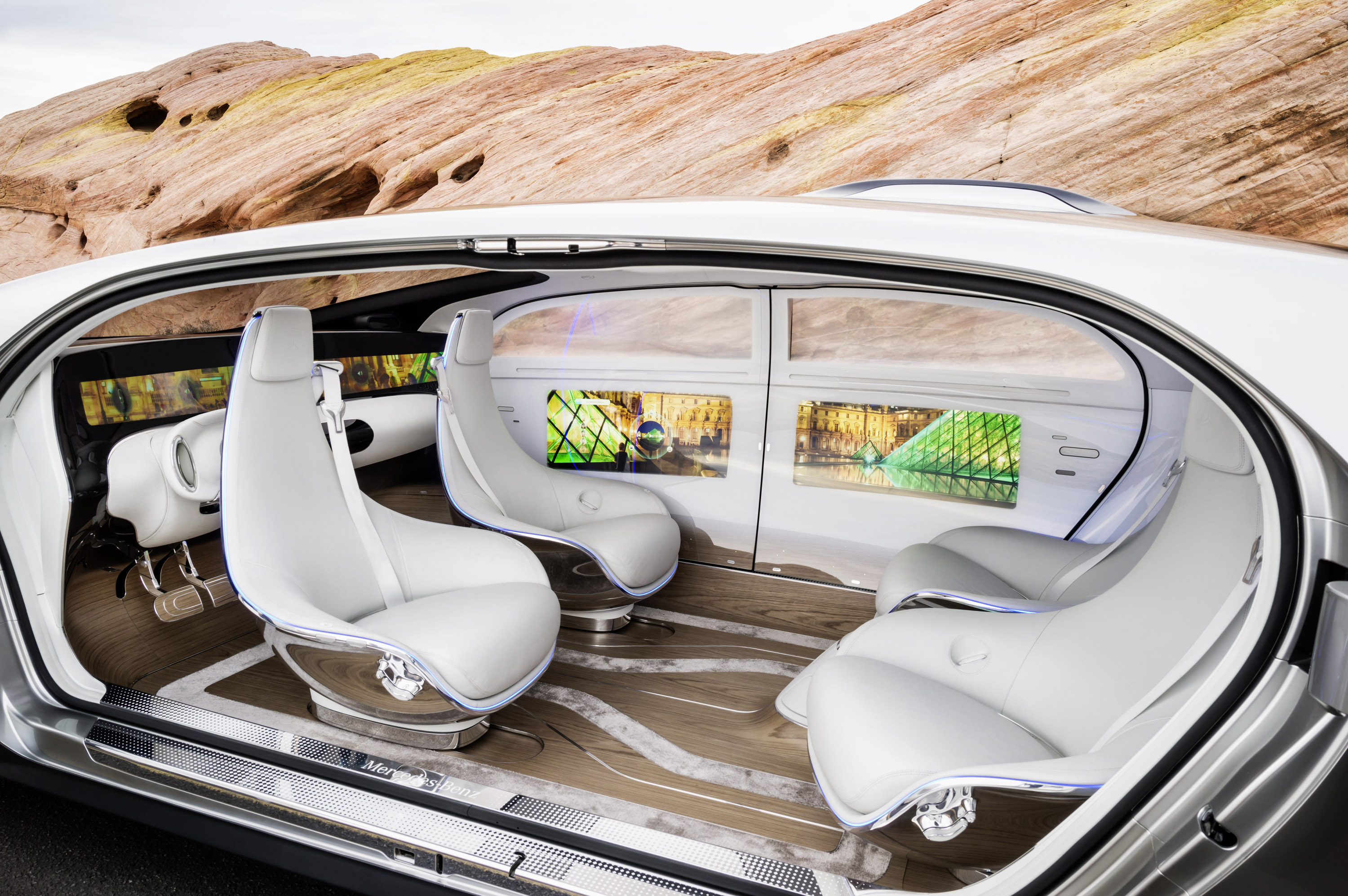 Mercedes-Benz F015 Luxury in Motion Concept photo #51