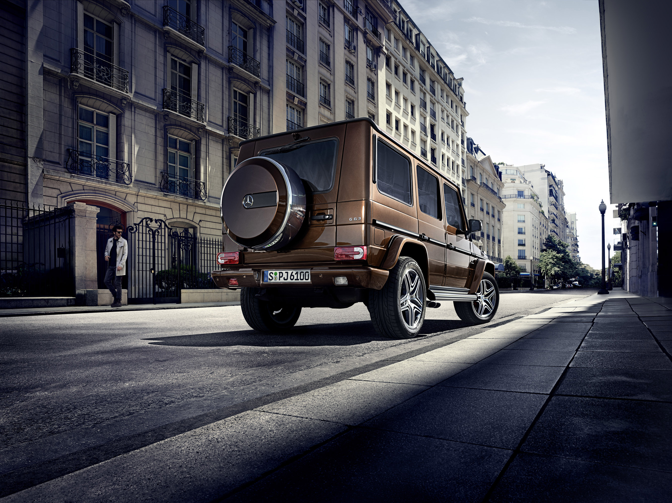 Mercedes-Benz G-Class photo #17