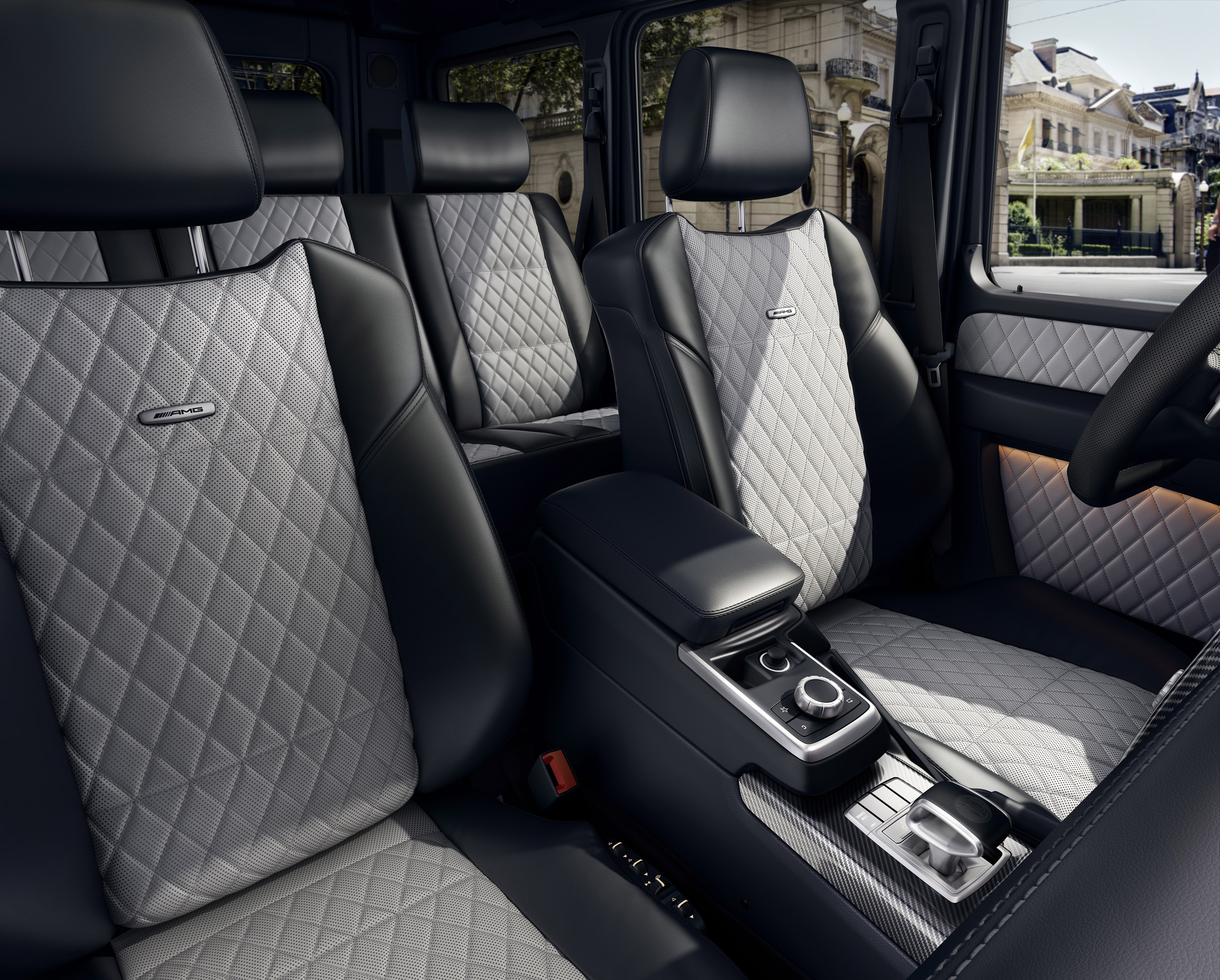 Mercedes-Benz G-Class photo #22