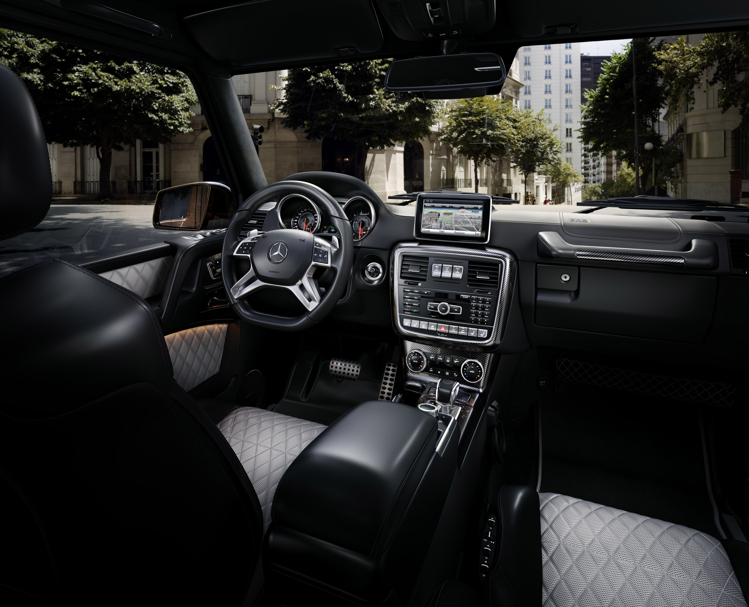 Mercedes-Benz G-Class photo #28