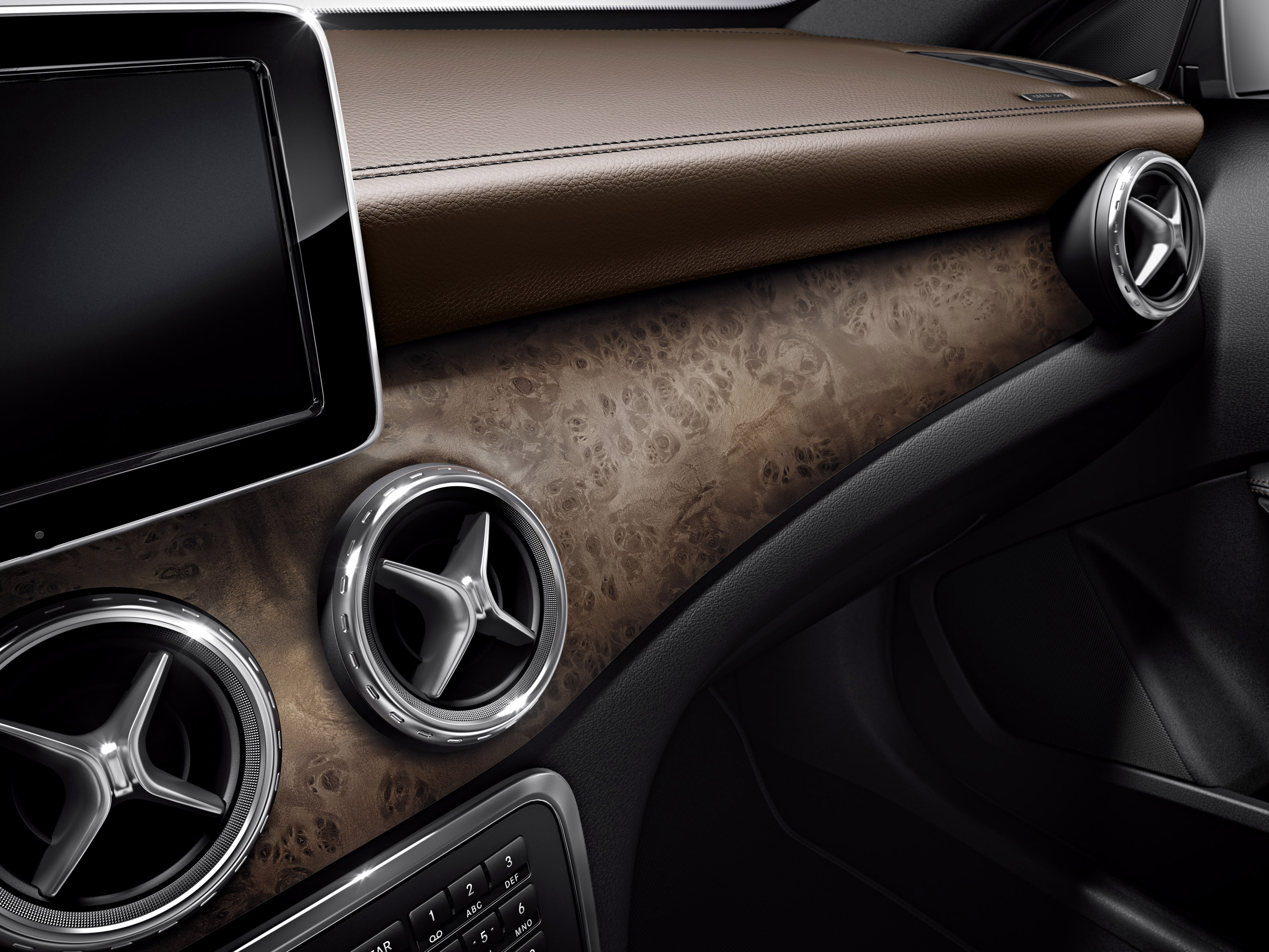 Mercedes-Benz GLA-Class photo #55