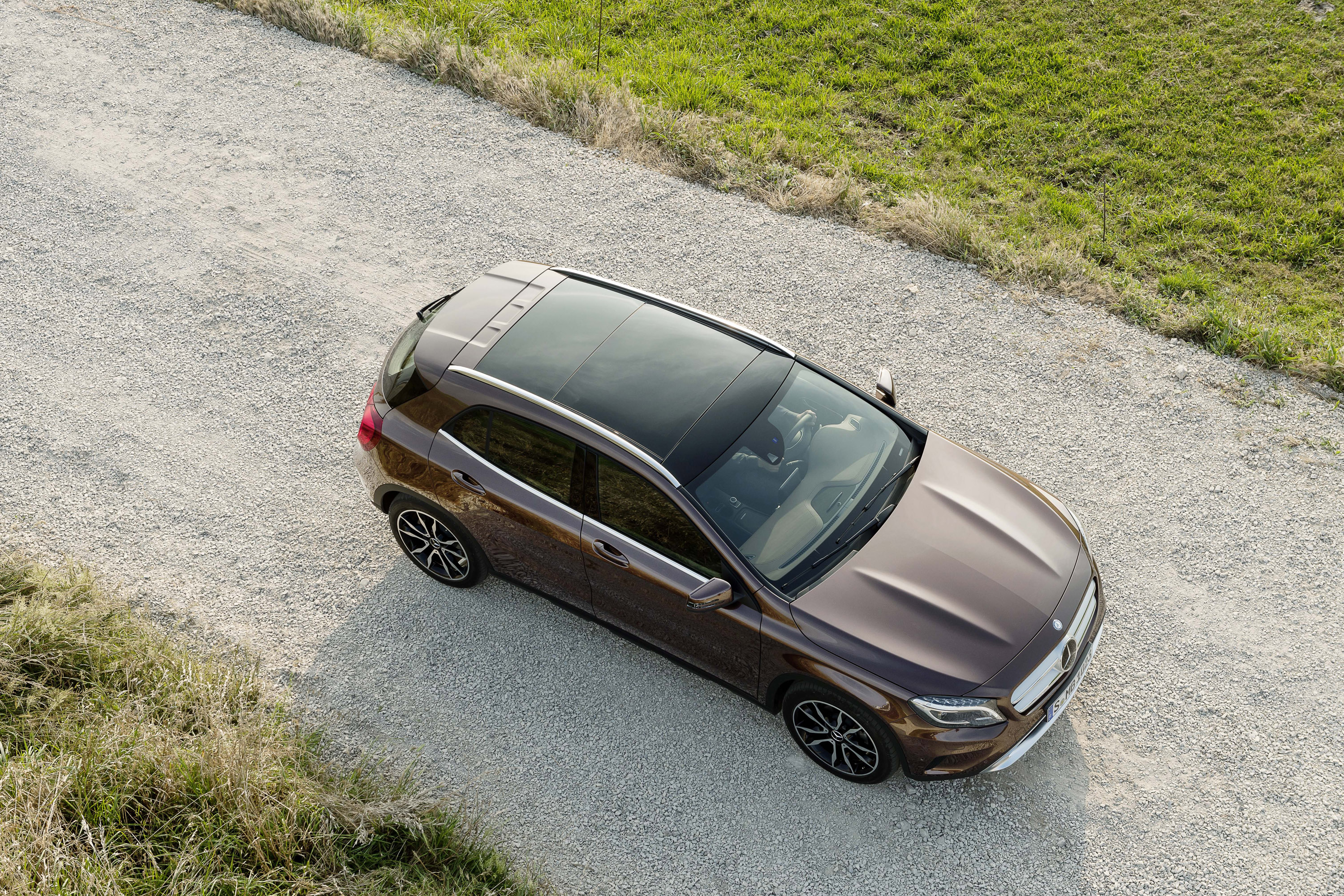 Mercedes-Benz GLA-Class photo #67