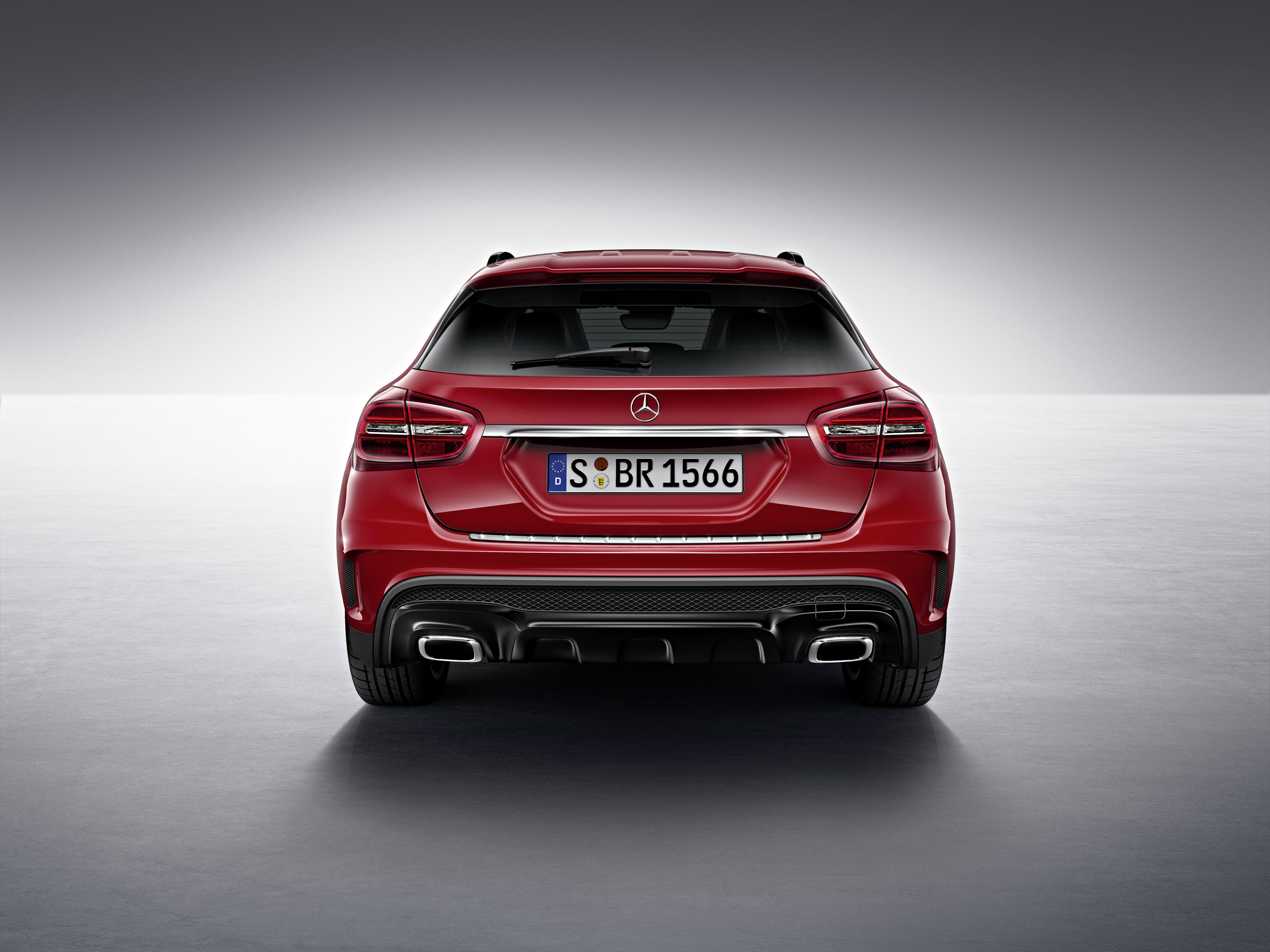 Mercedes-Benz GLA-Class photo #74