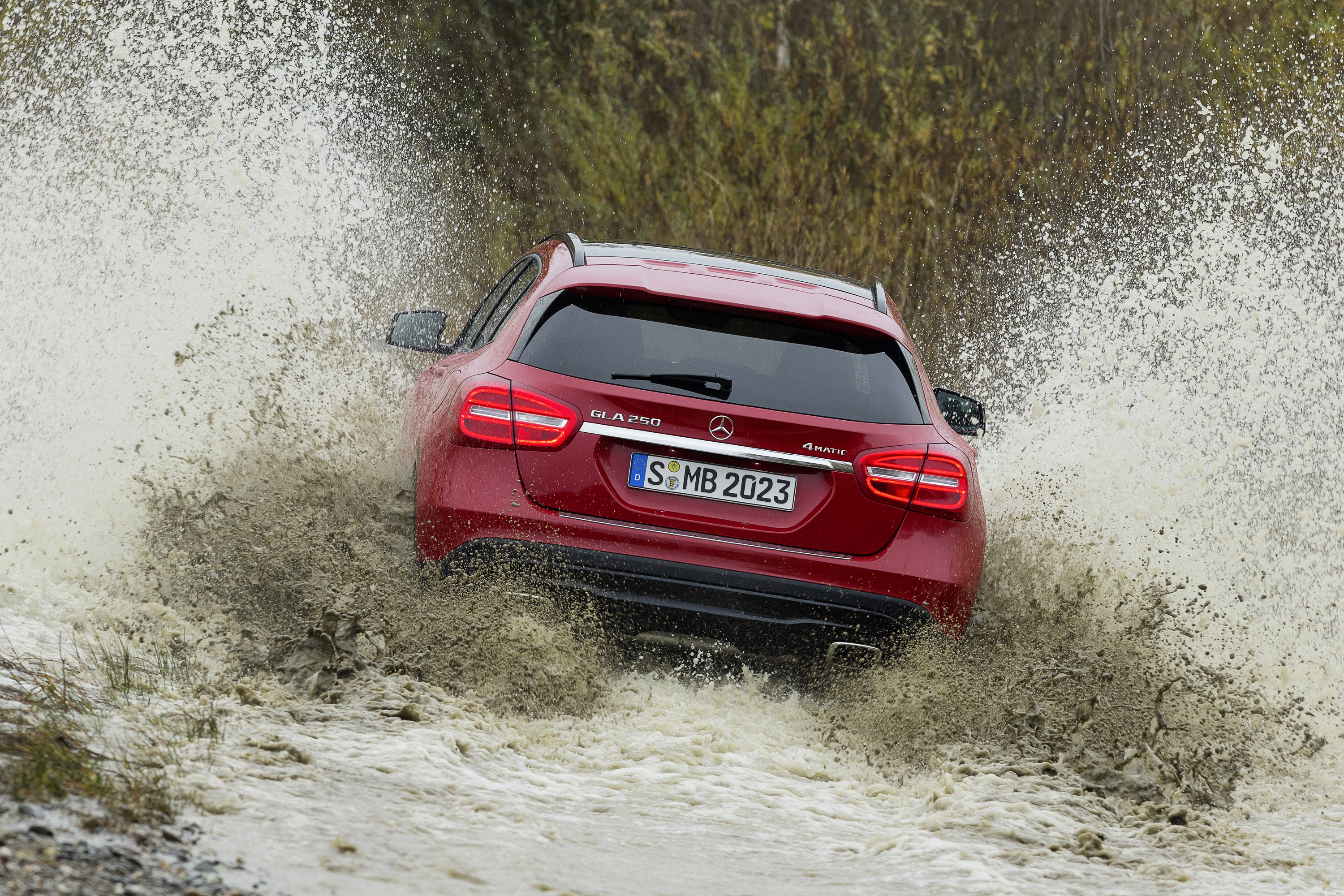 Mercedes-Benz GLA-Class photo #80