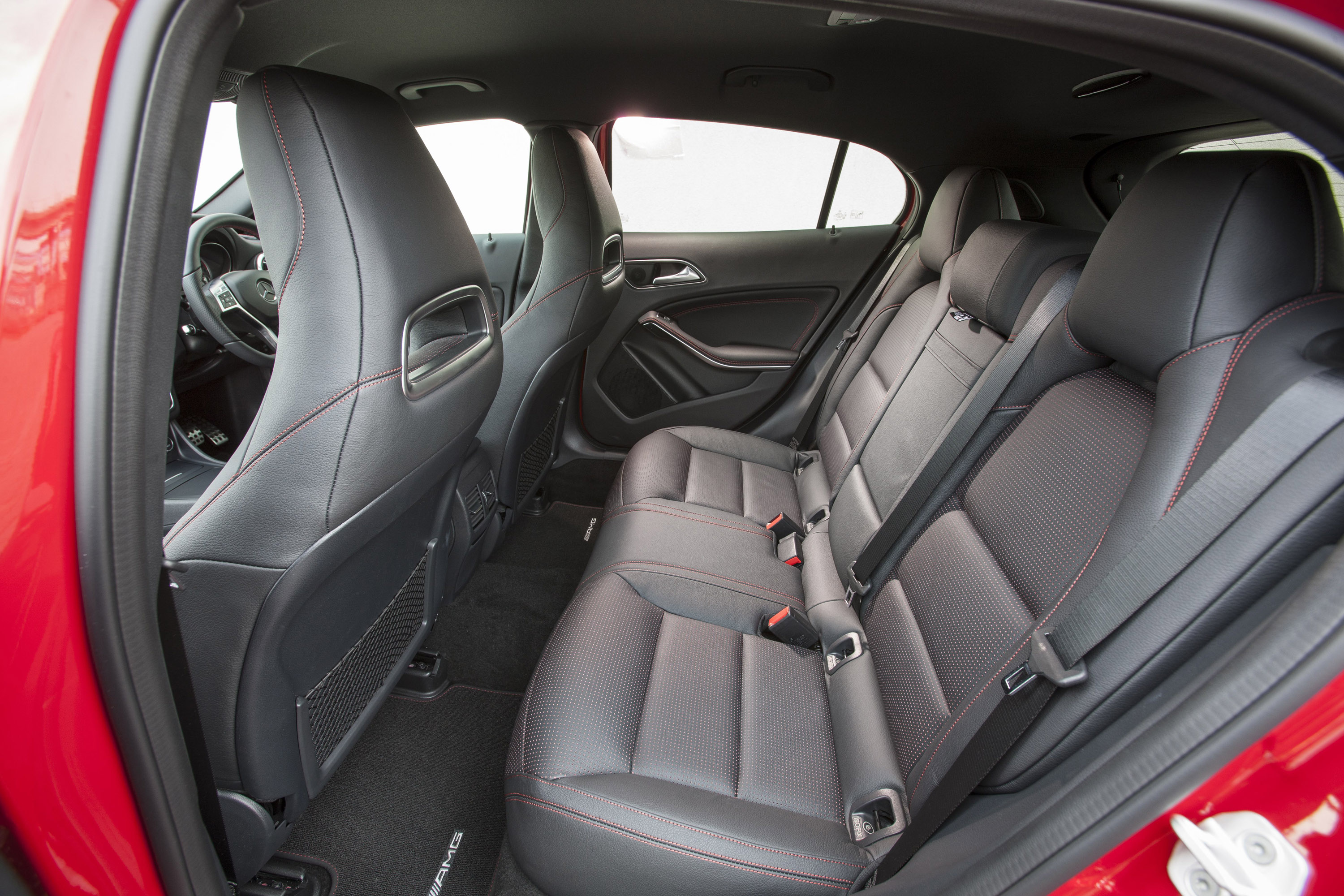 Mercedes-Benz GLA UK-Version photo #91