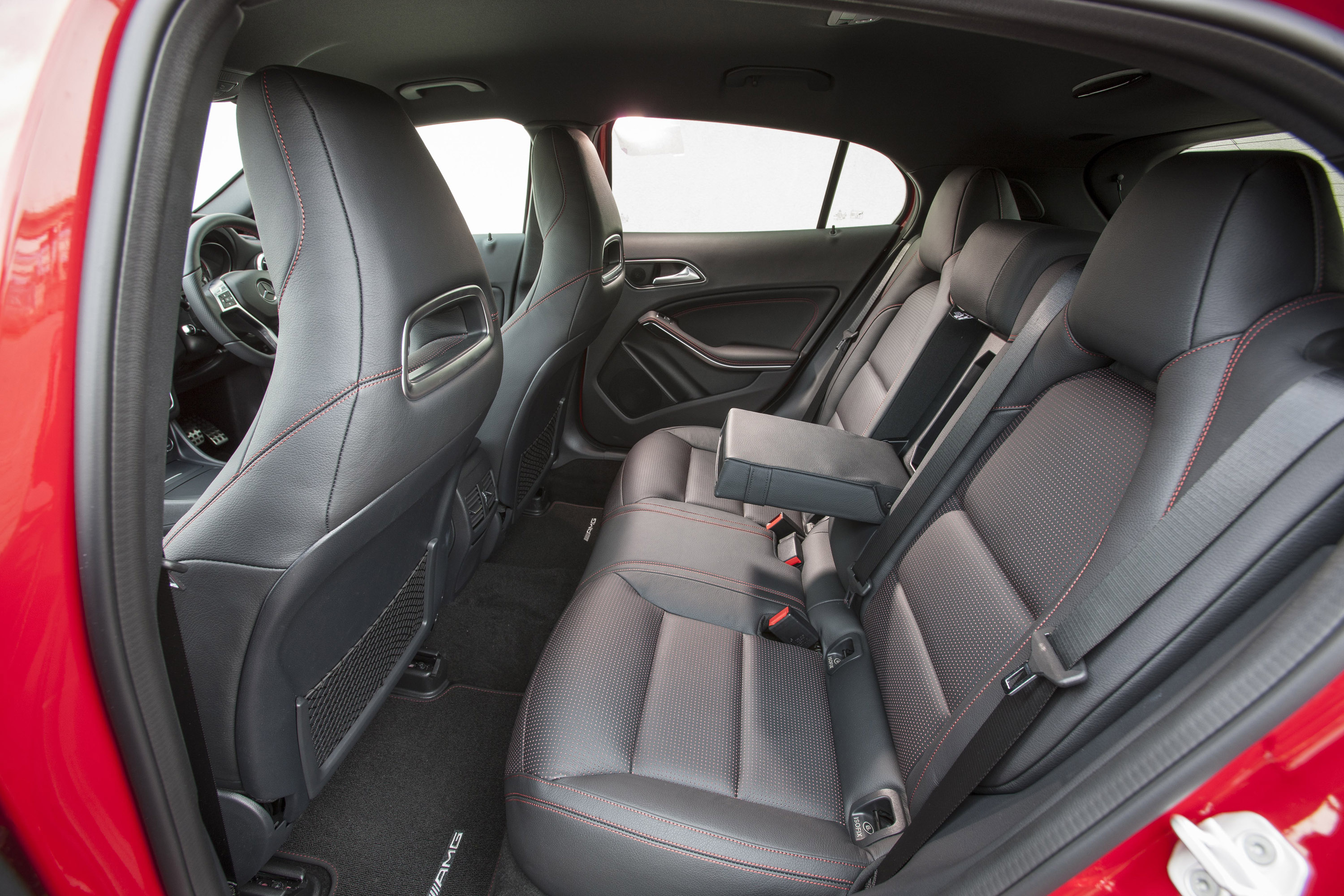 Mercedes-Benz GLA UK-Version photo #92