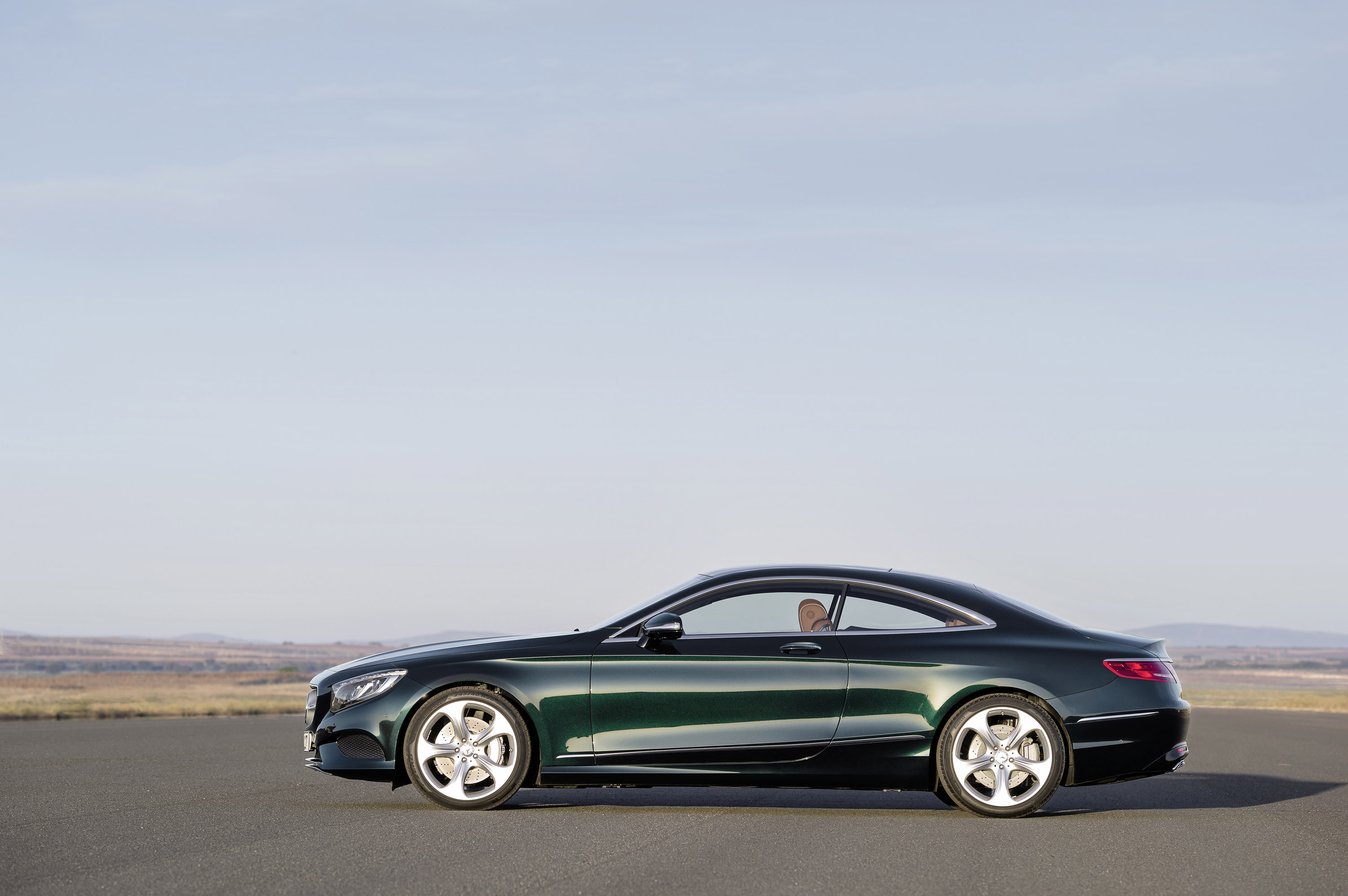 Mercedes-Benz S-Class Coupe photo #18