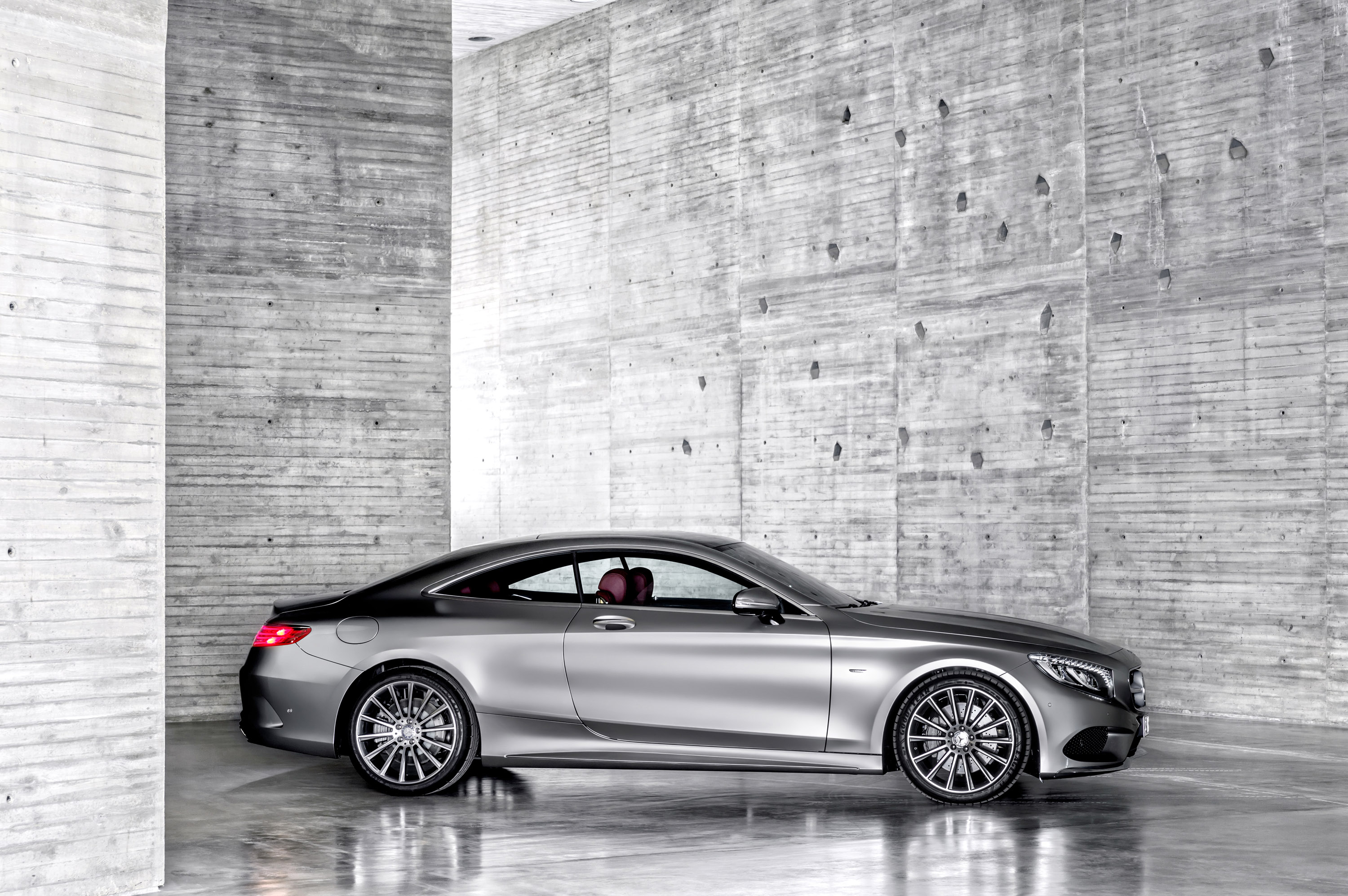 Mercedes-Benz S-Class Coupe photo #44