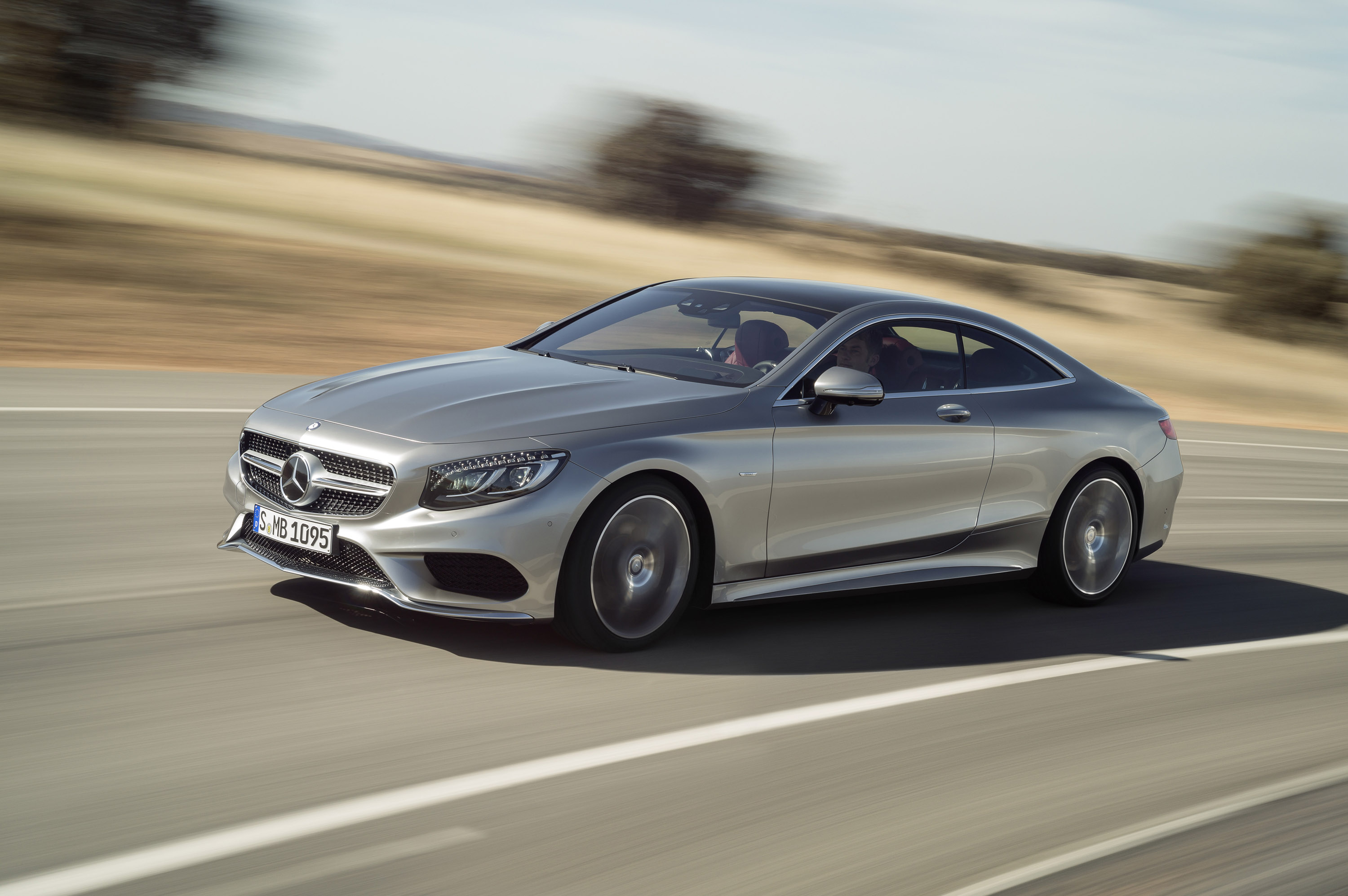 Mercedes-Benz S-Class Coupe photo #47