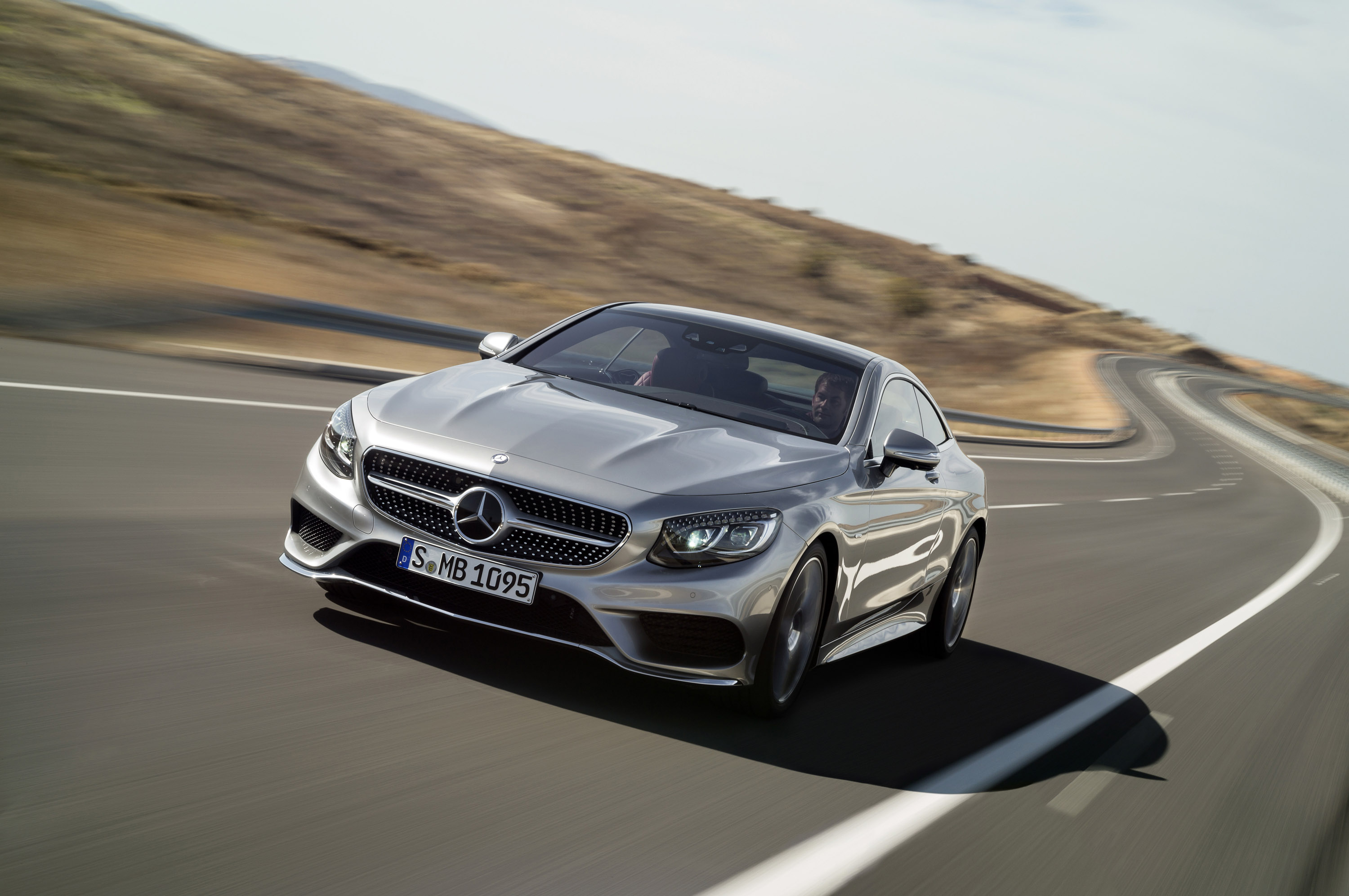 Mercedes-Benz S-Class Coupe photo #48
