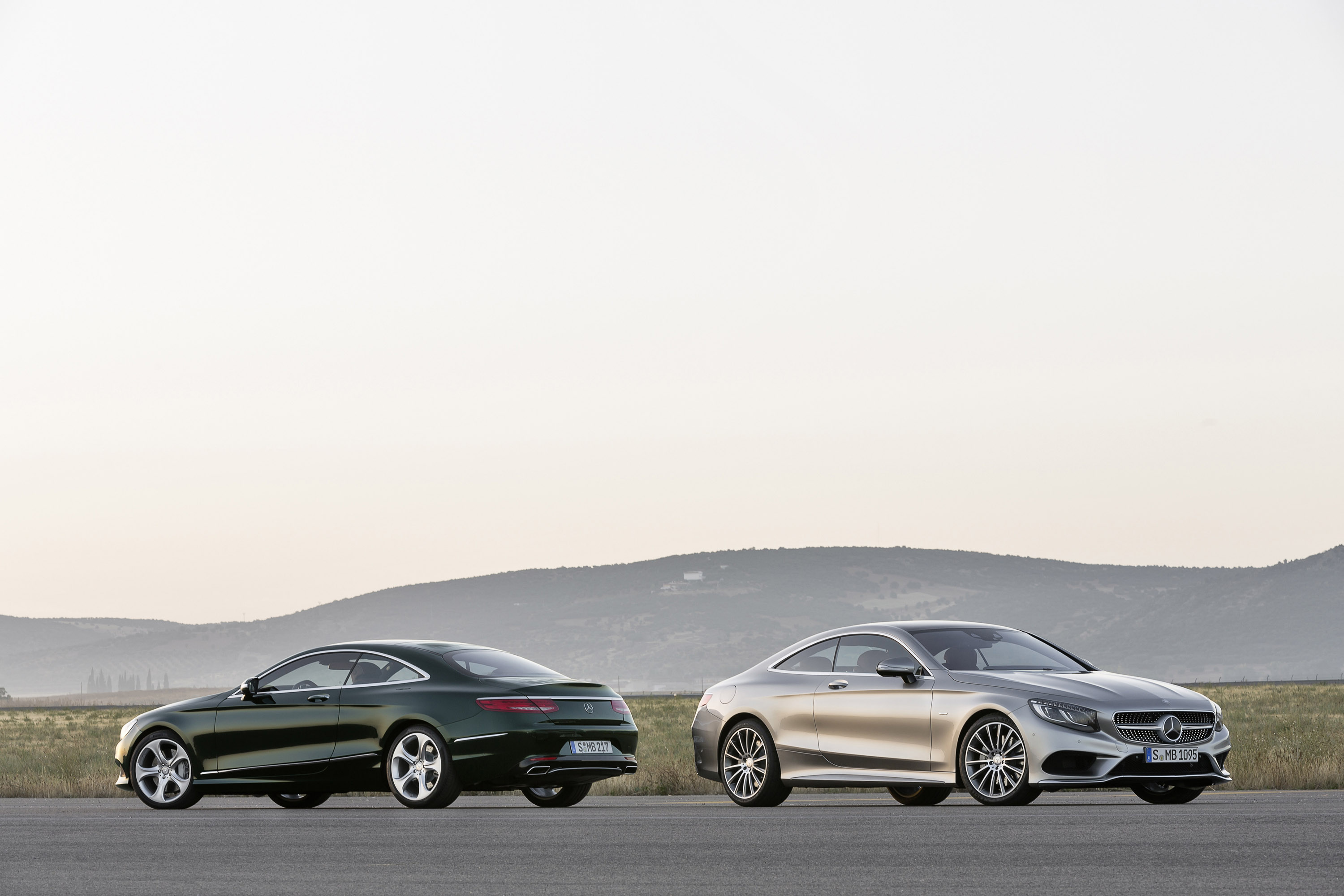 Mercedes-Benz S-Class Coupe photo #60