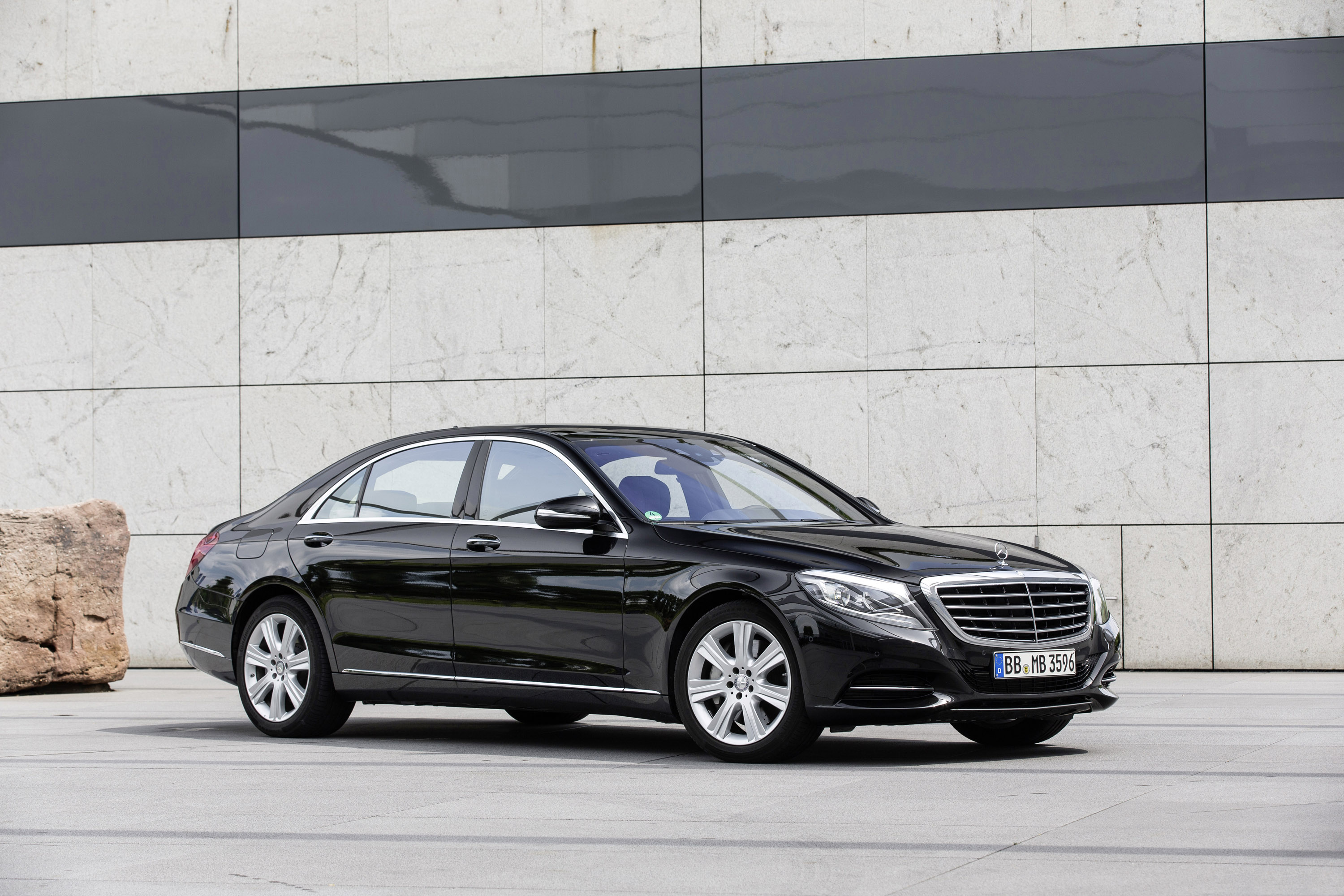 Mercedes-Benz S500 Plug-In Hybrid photo #2