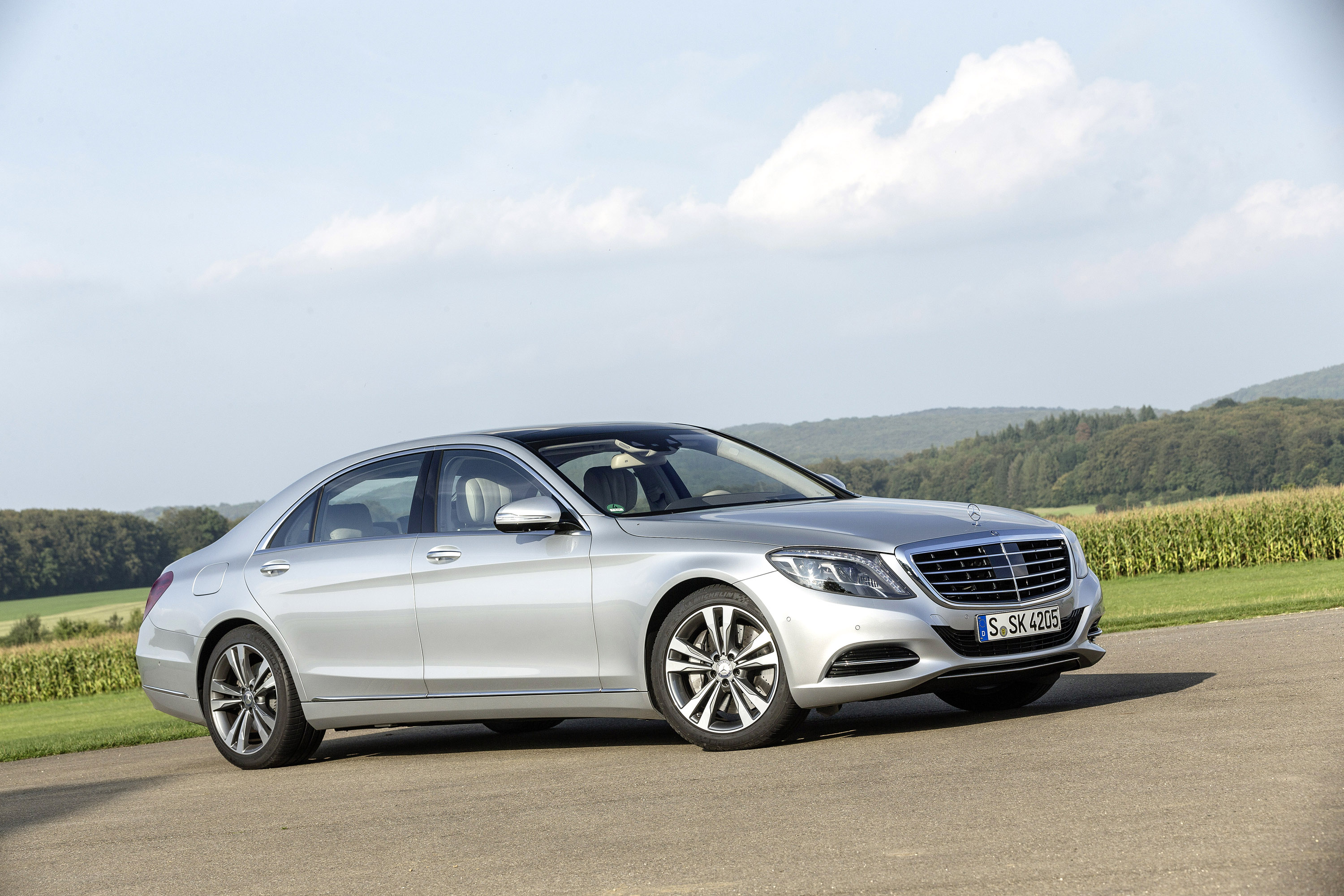 5.0s, 84MPG 2015 MercedesBenz S550 Plugin Hybrid Joins USA SClass Lineup