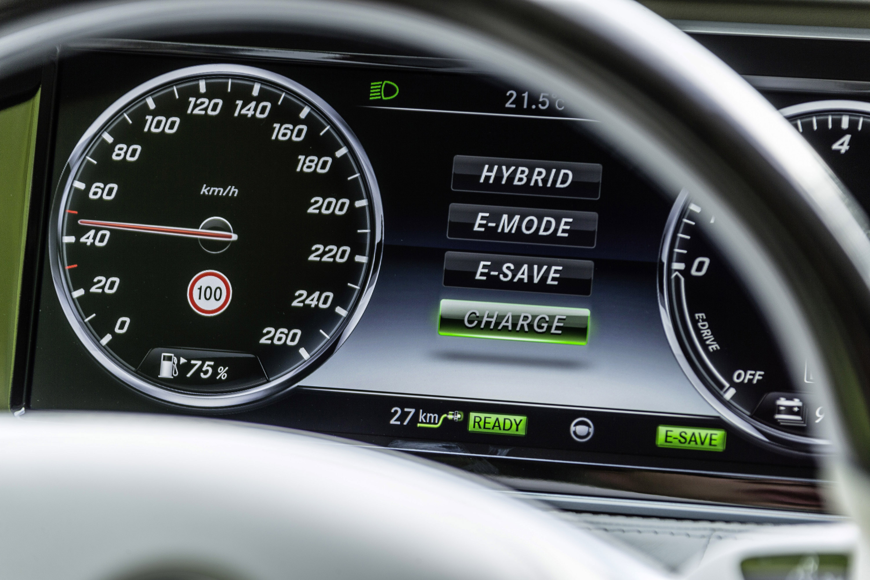 Mercedes-Benz S550 Plug-In Hybrid photo #41