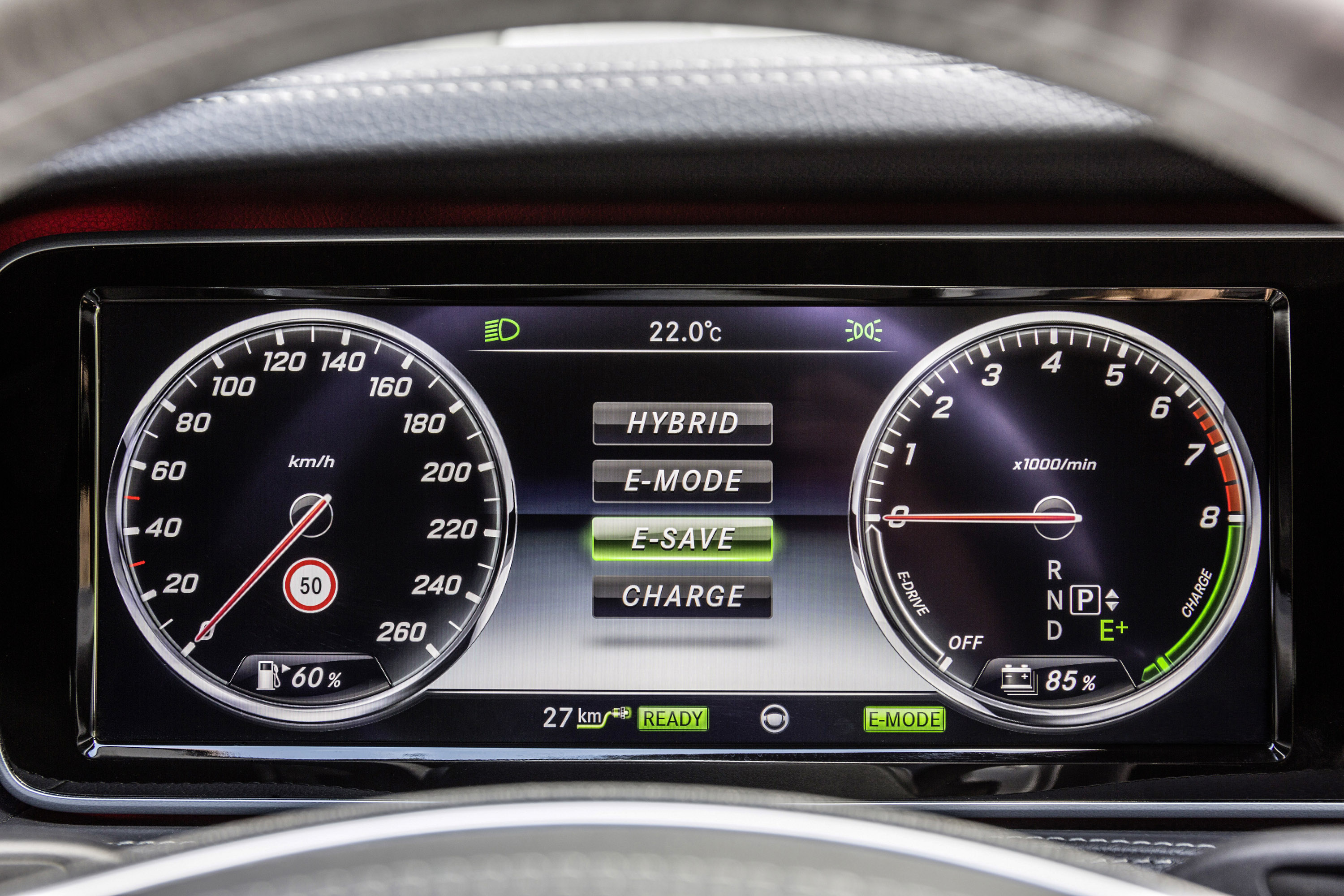 Mercedes-Benz S550 Plug-In Hybrid photo #45