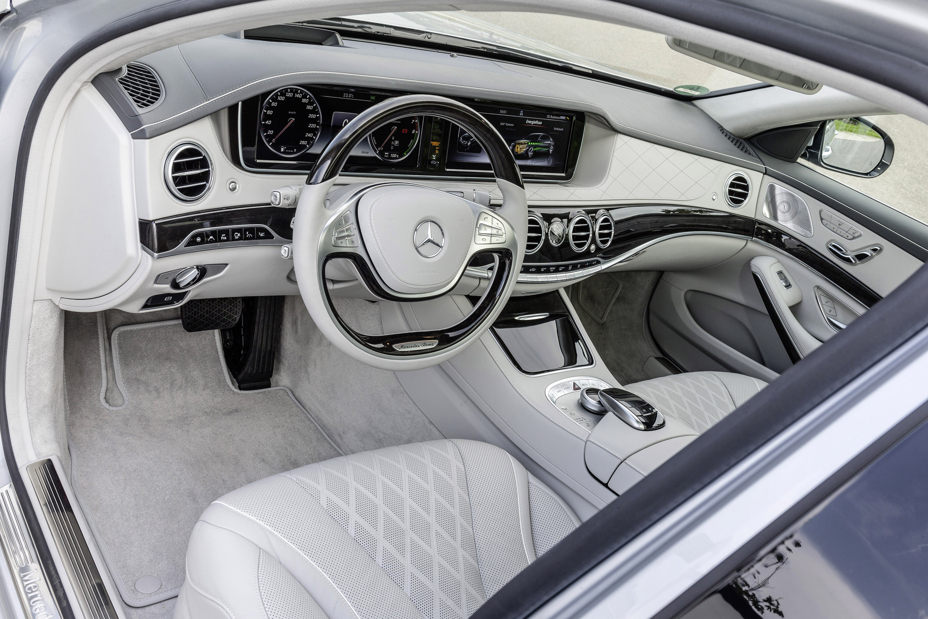 Mercedes-Benz S550 Plug-In Hybrid photo #55