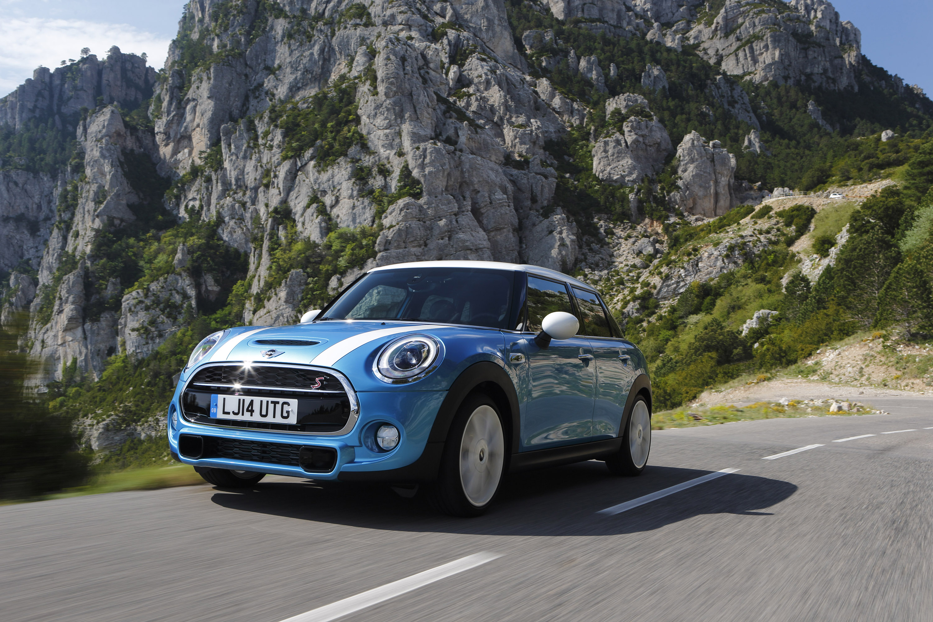 Mini Cooper 5-door photo #19