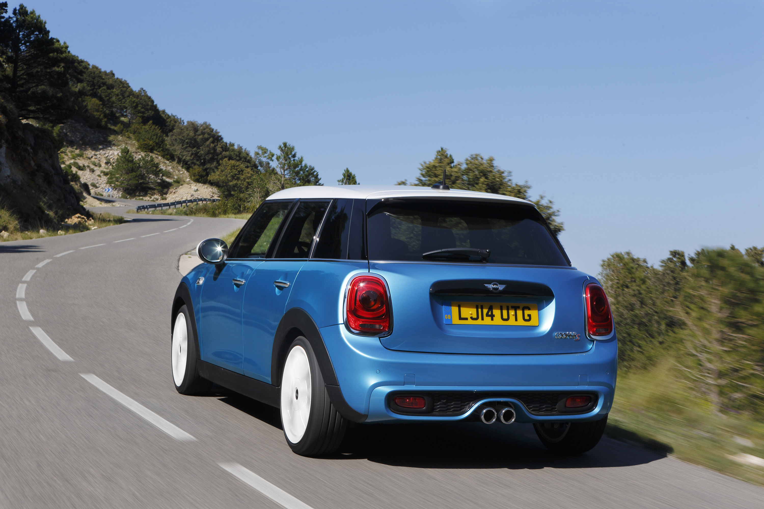 Mini Cooper 5-door photo #61