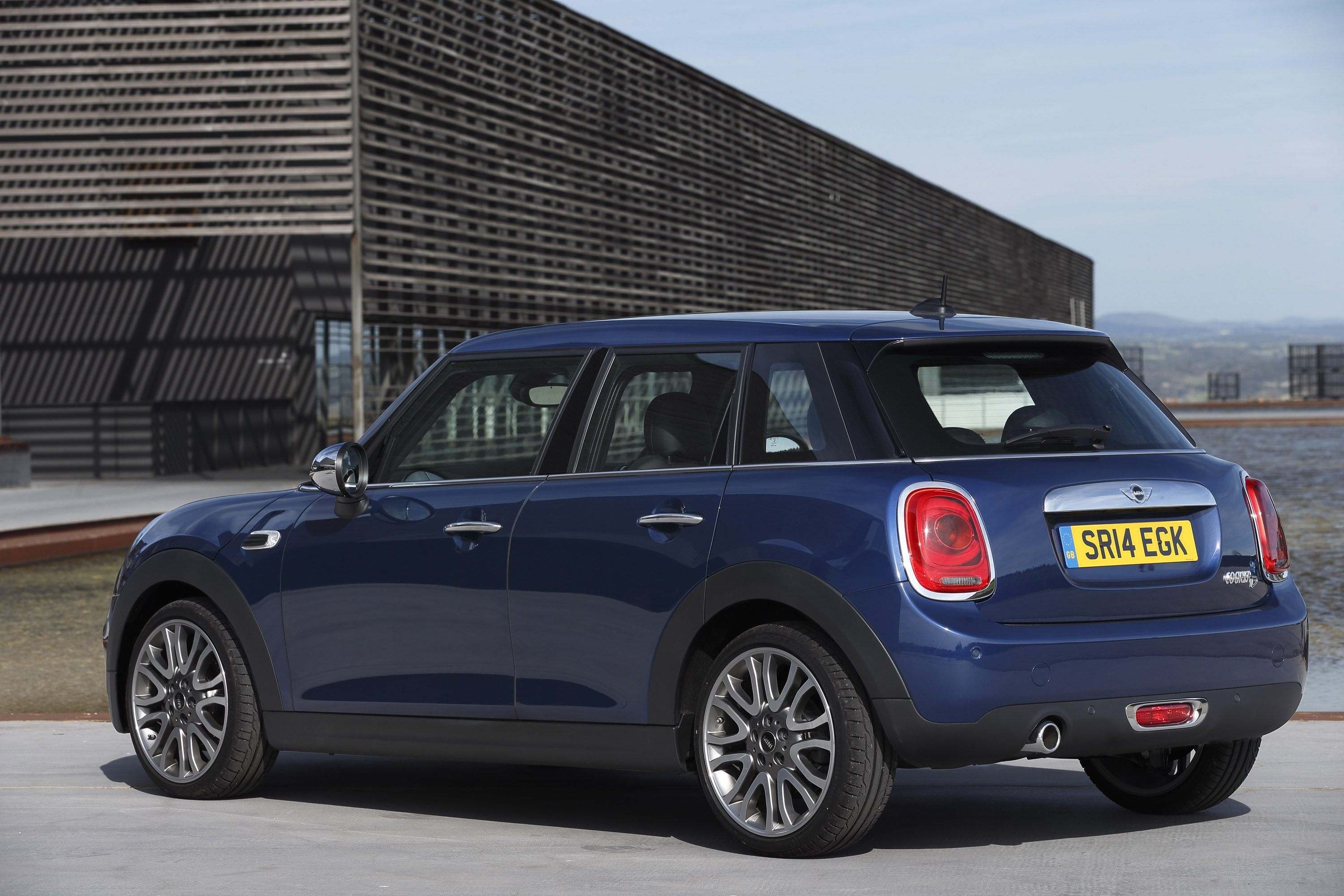 Mini Cooper 5-door photo #75