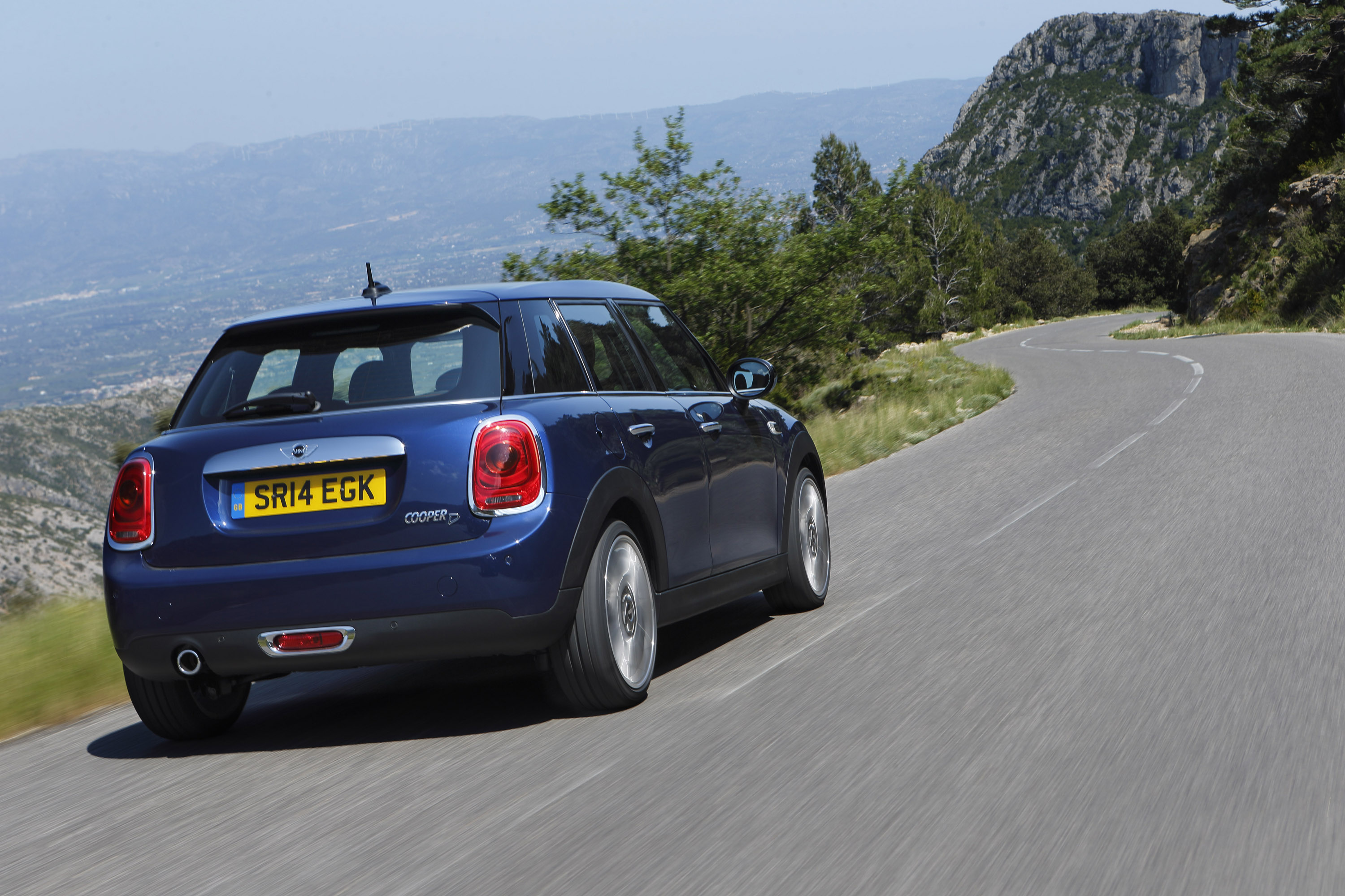 Mini Cooper 5-door photo #80