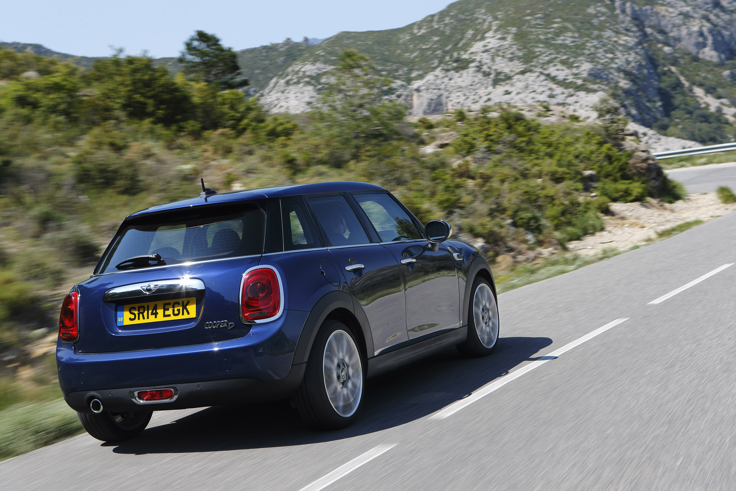 Mini Cooper 5-door photo #81