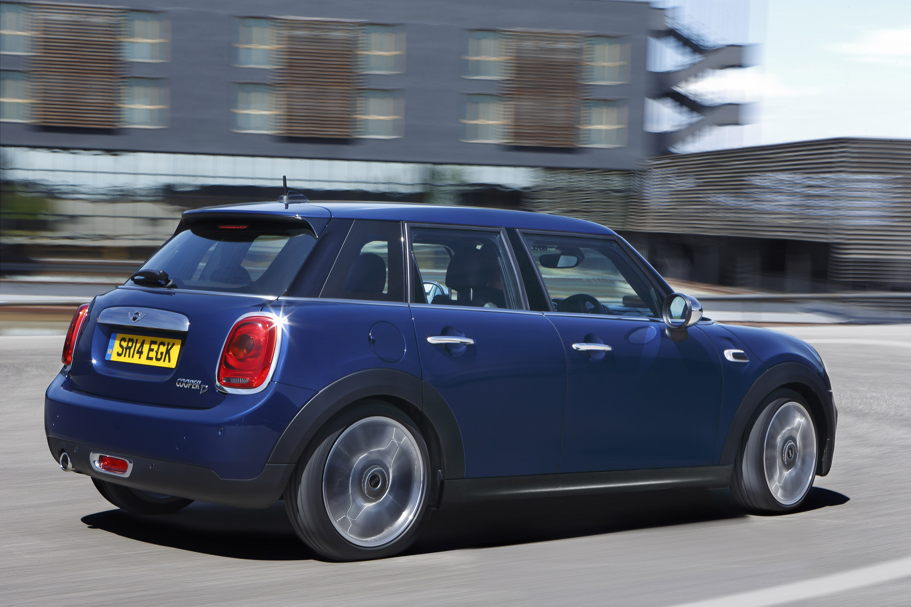 Mini Cooper 5-door photo #85